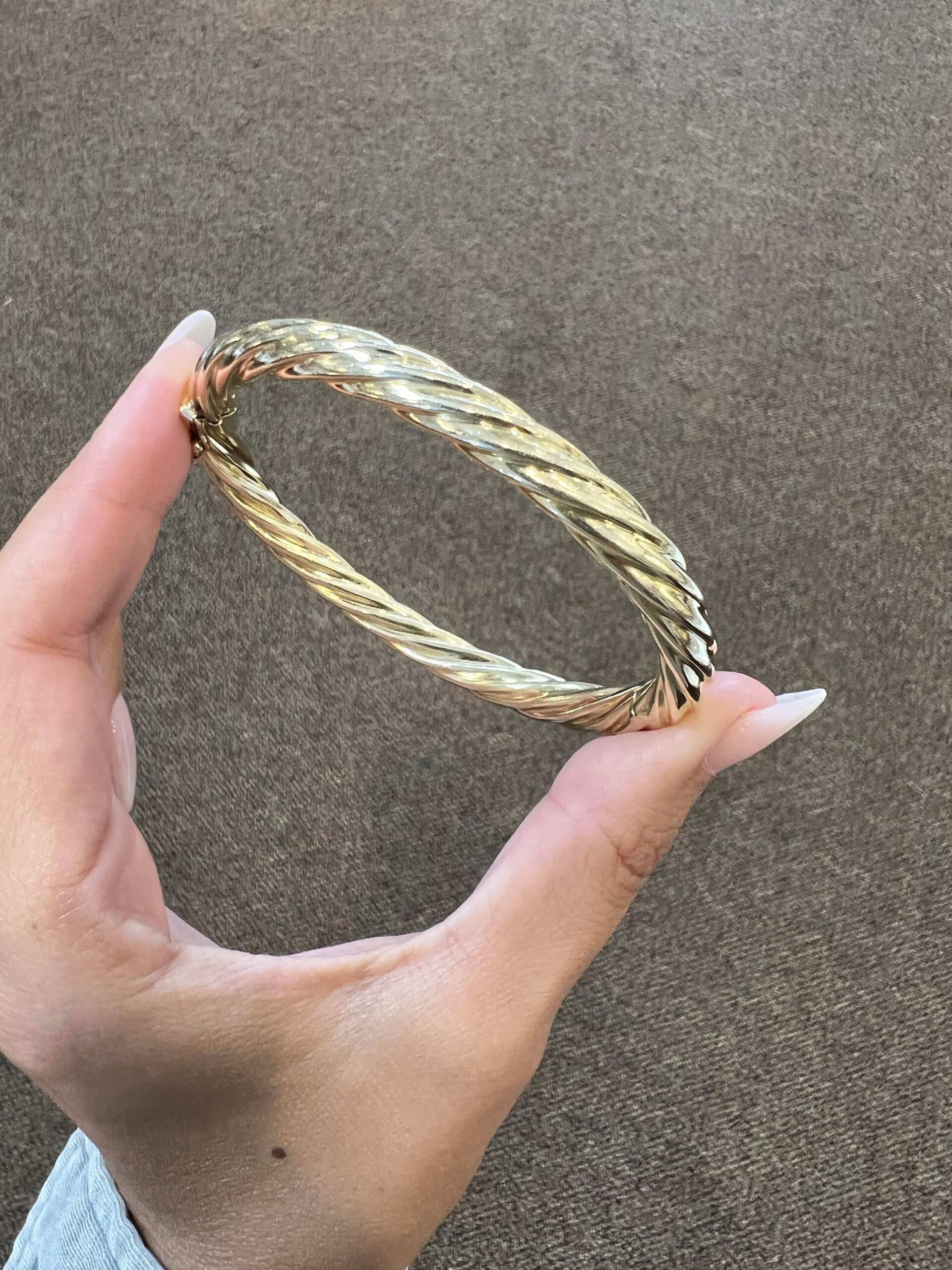 14k White Gold Bangle Bracelet