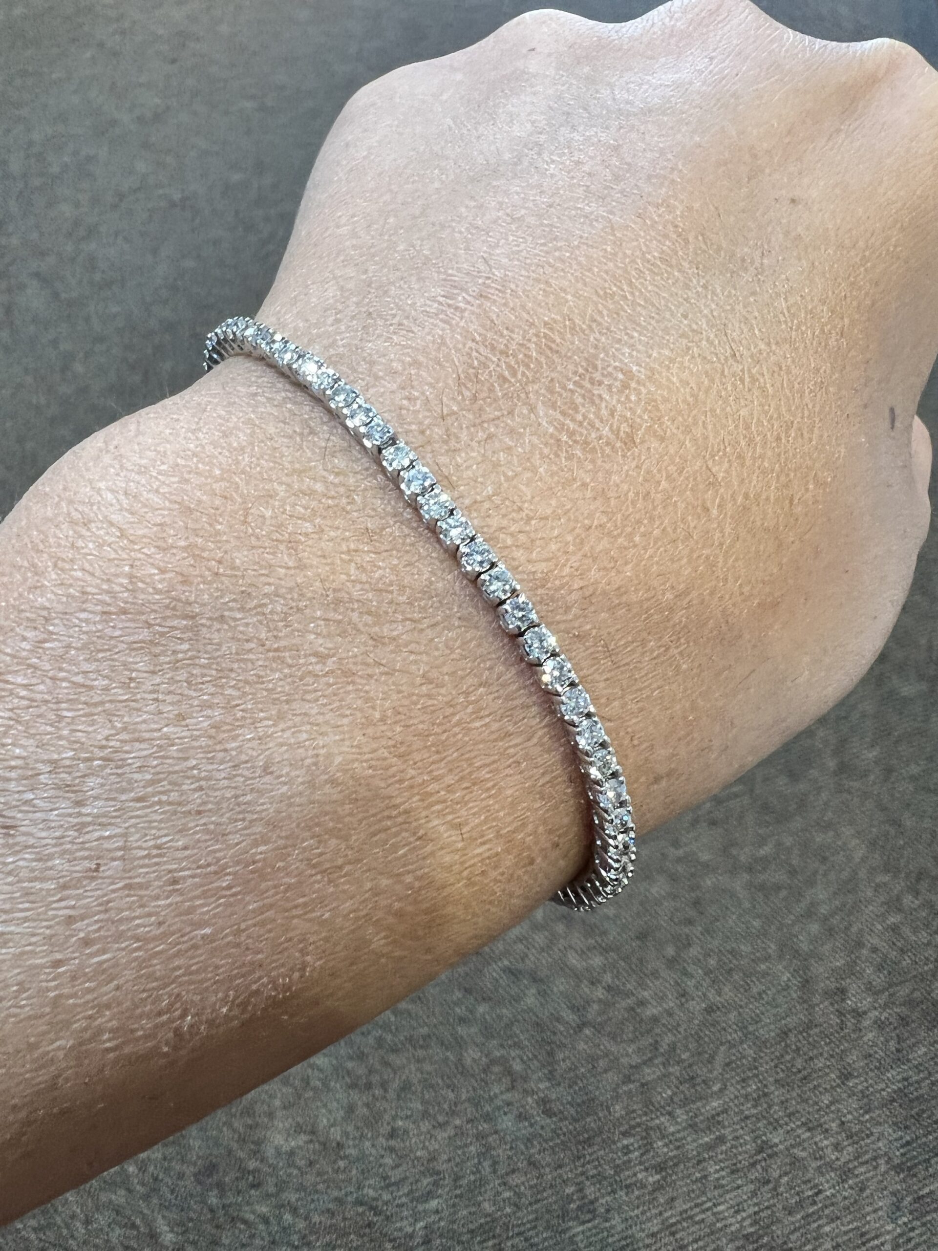 14k White Gold Genuine 2.10 Cttw Round Brilliant Cut Diamond Tennis Bracelet - Image 11