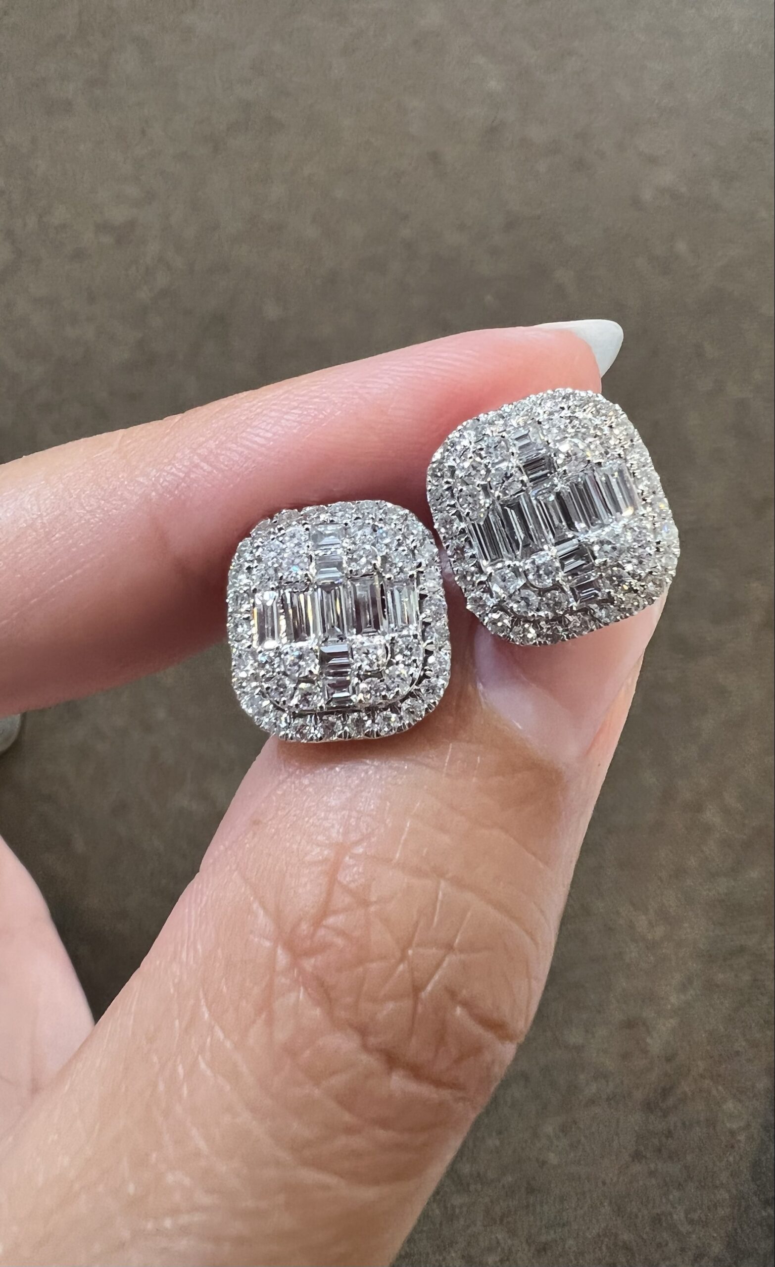 14k White Gold 1.31 Cttw Genuine Round Brilliant Cut Diamond & Diamond Baguette Cluster Stud Earrings - Image 4