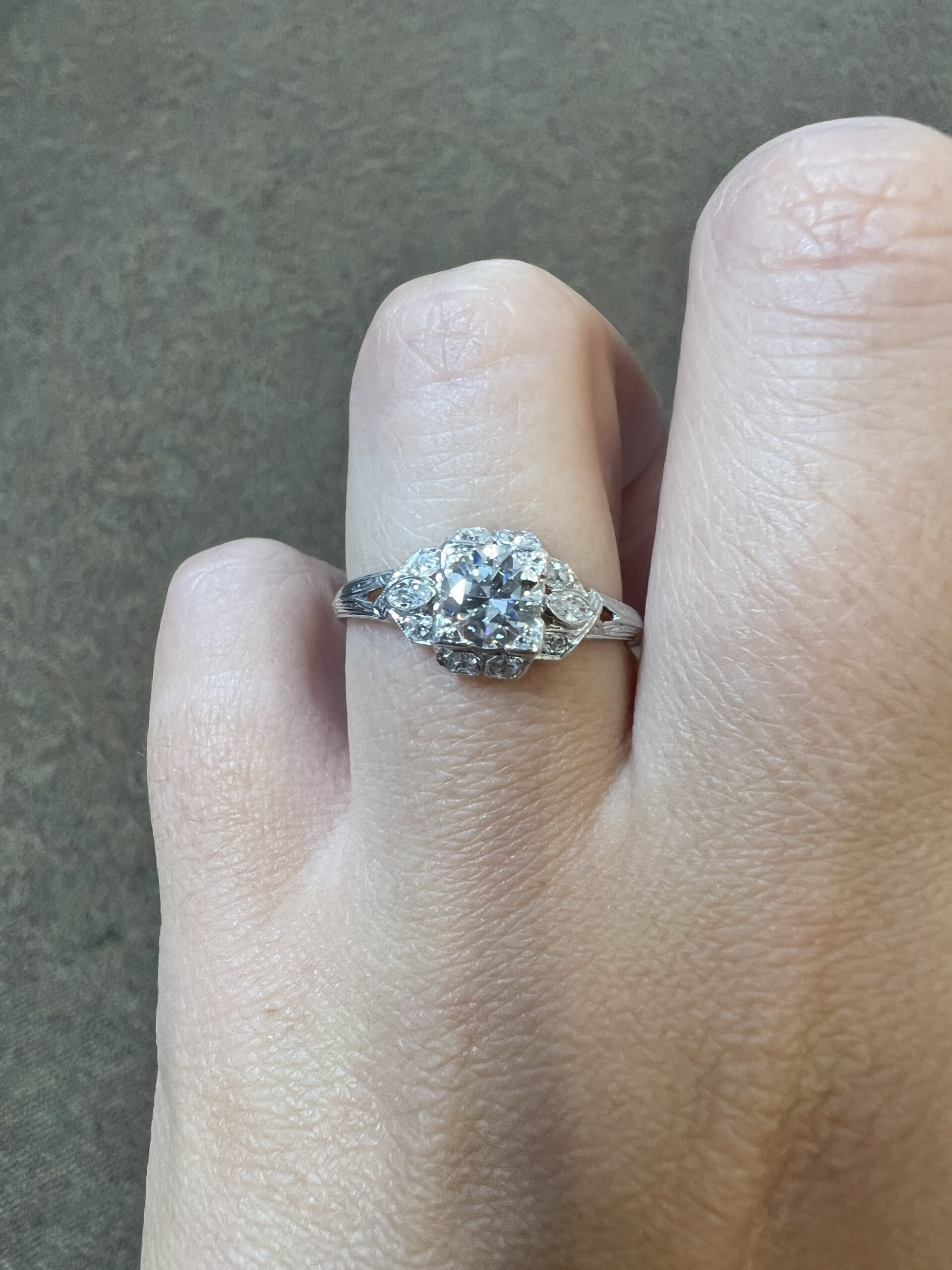 Platinum Antique 1930’s Genuine .80 Cttw Diamond Ring - Image 11