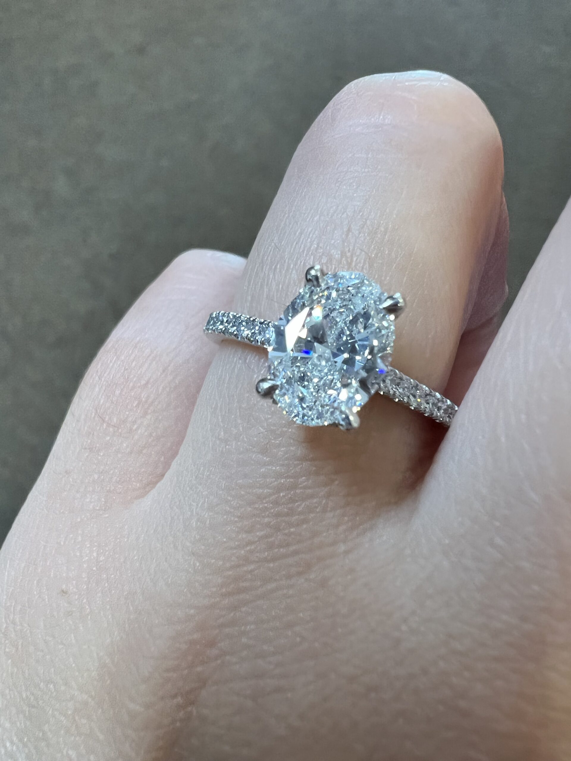 Platinum G.I.A. Certified 1.71 Carat Oval Brilliant Cut Diamond Solitaire - Image 9