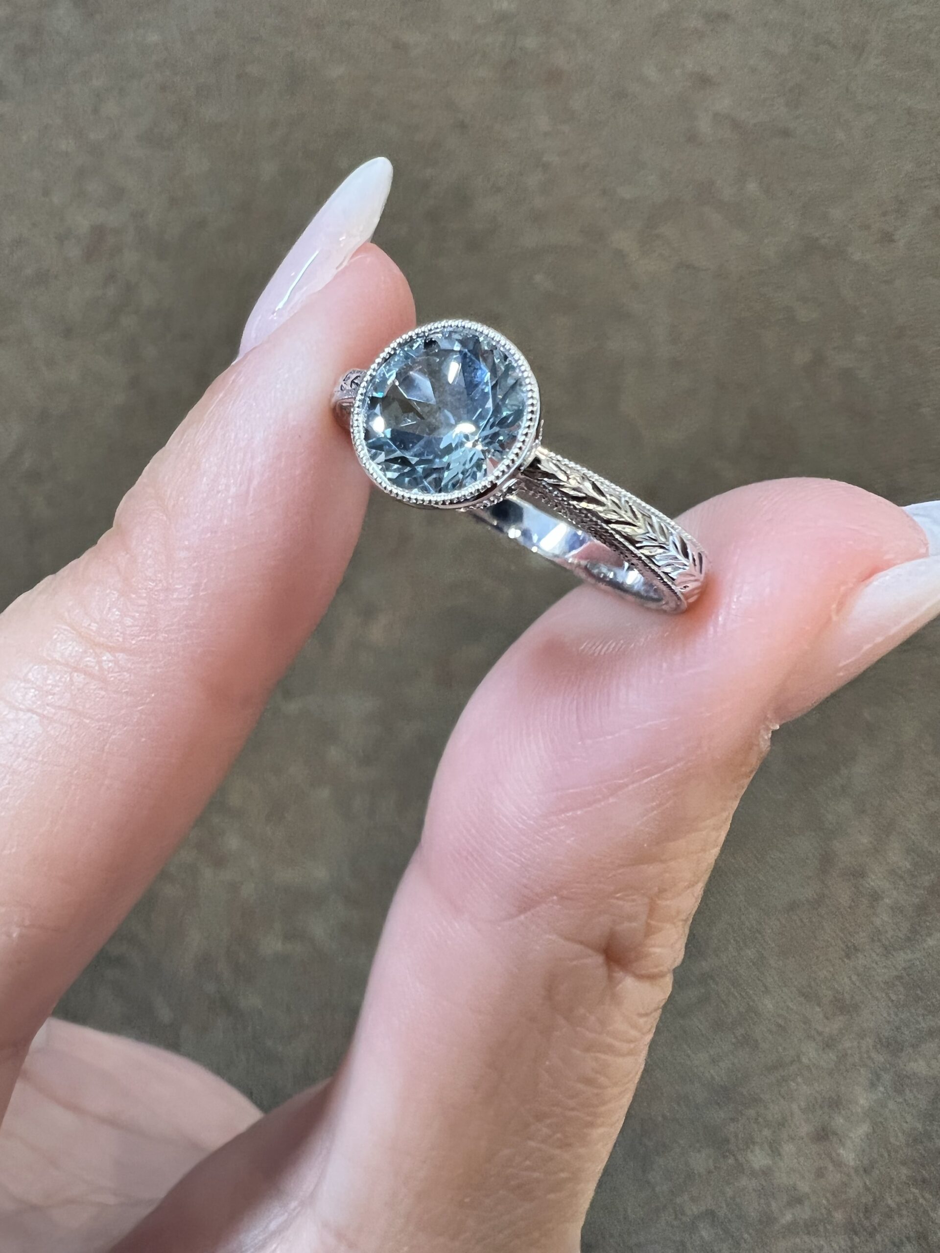 14k White Gold Genuine 1.26 Cttw Aquamarine Bezel Ring With Filigree & Engraving - Image 3