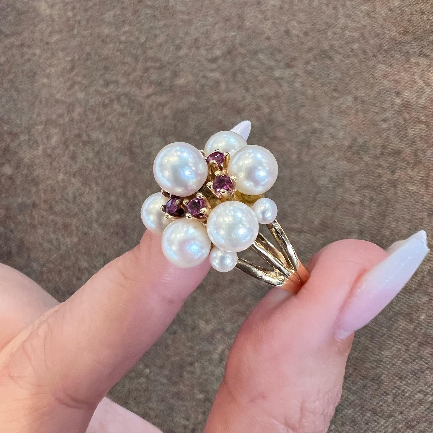 Vintage 14k Yellow Gold Cultured Pearl & Genuine Ruby Cluster Ring - Image 4
