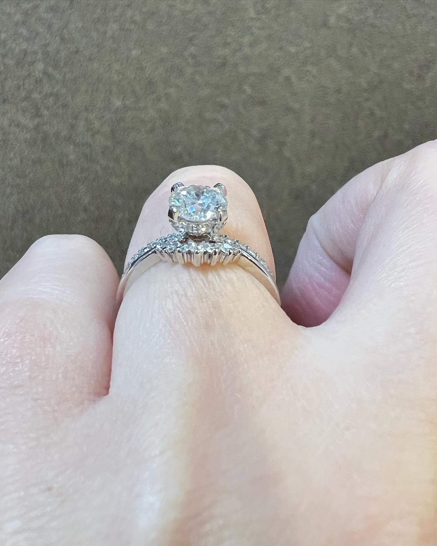 14k White Gold Genuine .14 Cttw Round Brilliant Cut Diamond Curved Band - Image 18