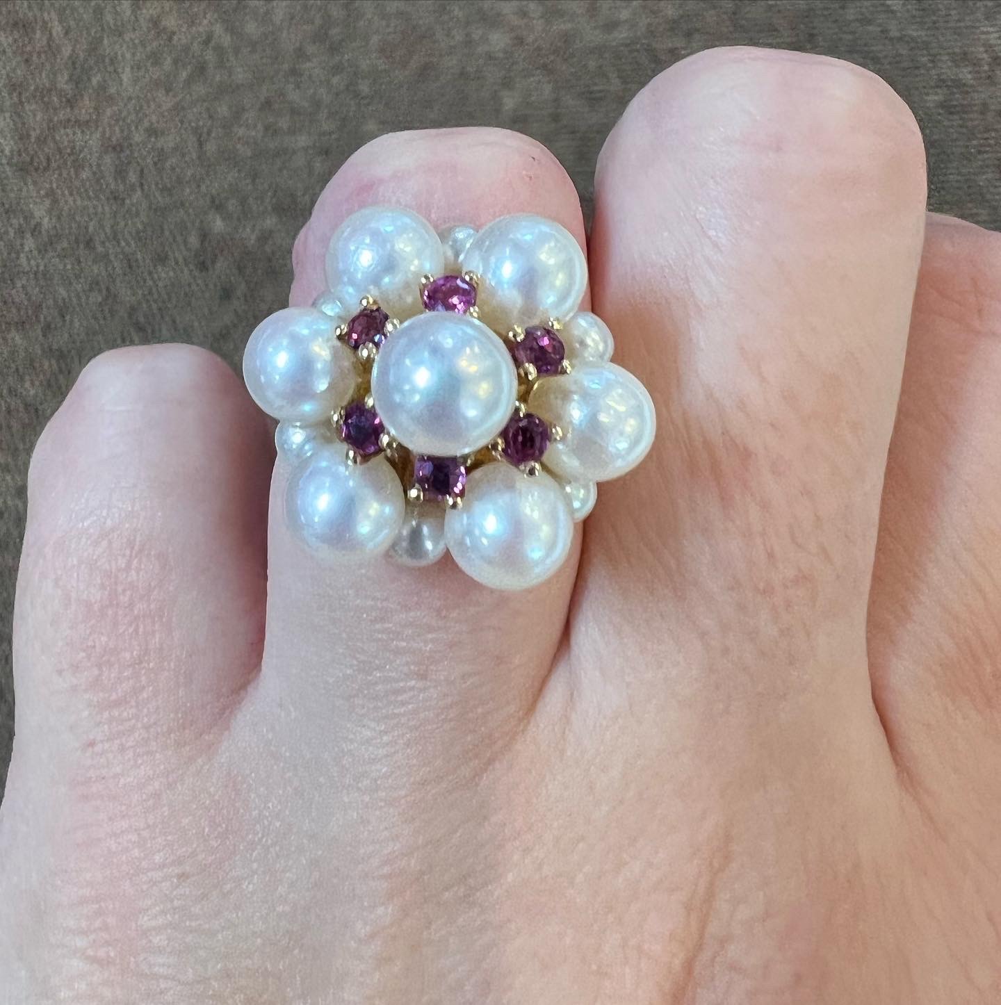 Vintage 14k Yellow Gold Cultured Pearl & Genuine Ruby Cluster Ring - Image 6
