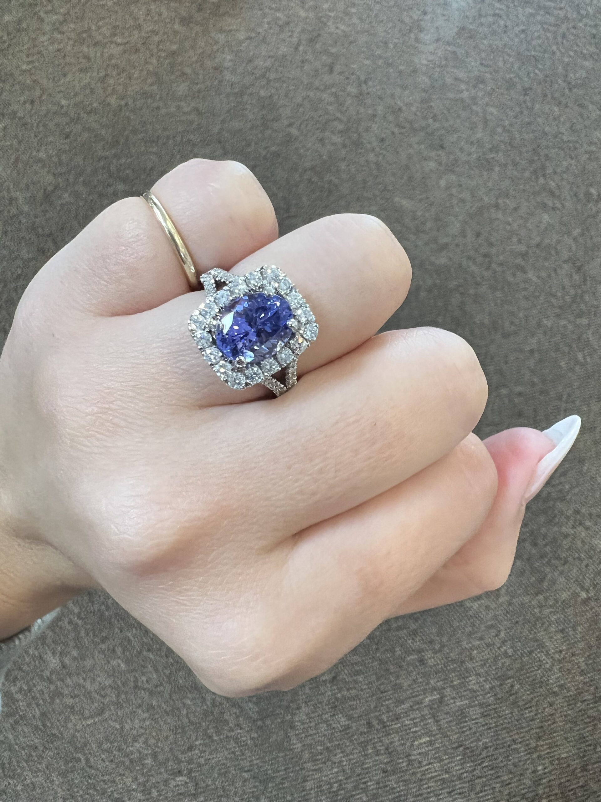 18k White Gold Genuine Custom Made 3.25 Cttw Tanzanite & Diamond Halo Ring - Image 16