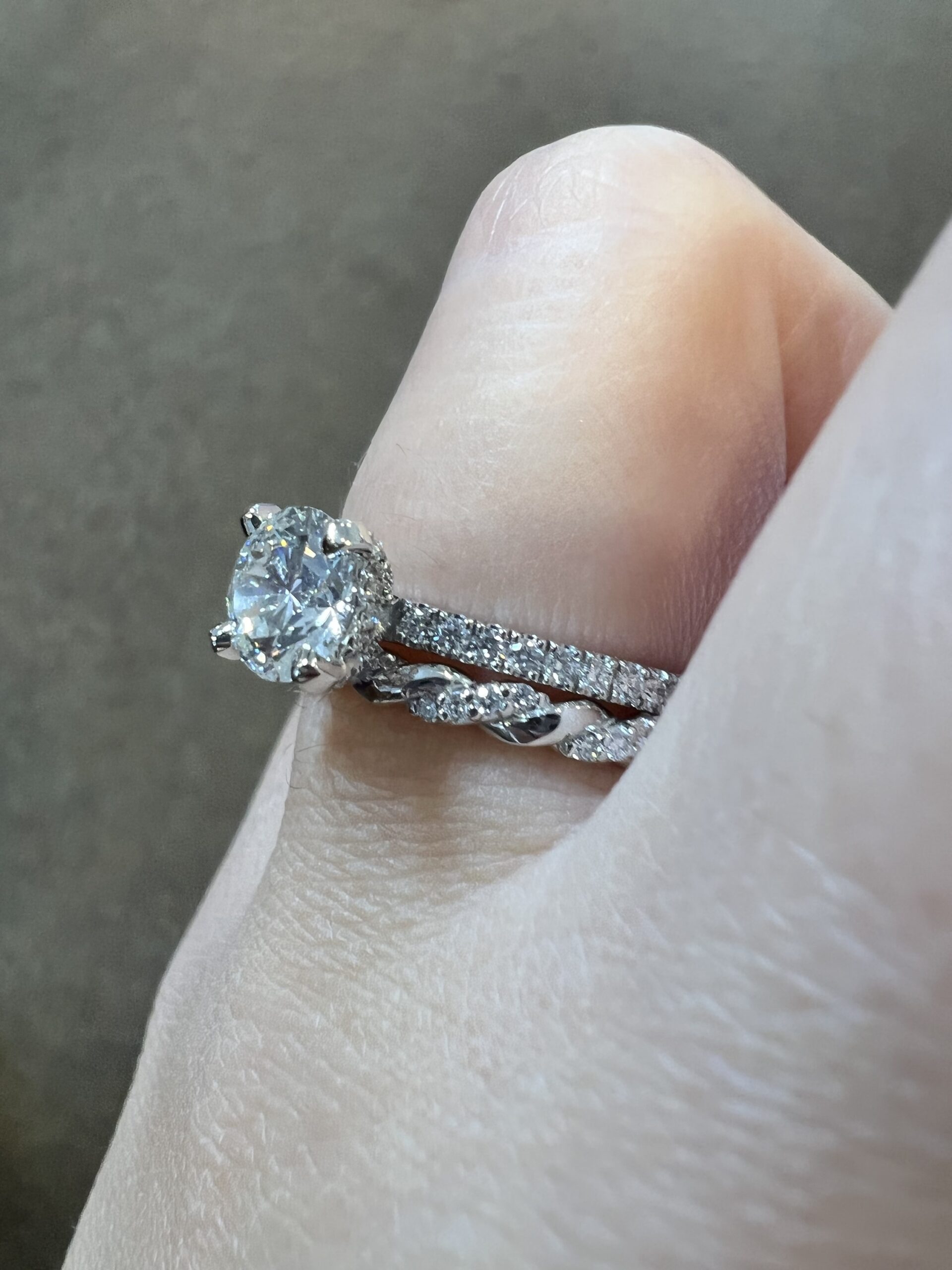 14k White Gold Genuine .14 Cttw Round Brilliant Cut Diamond Twist Band - Image 17