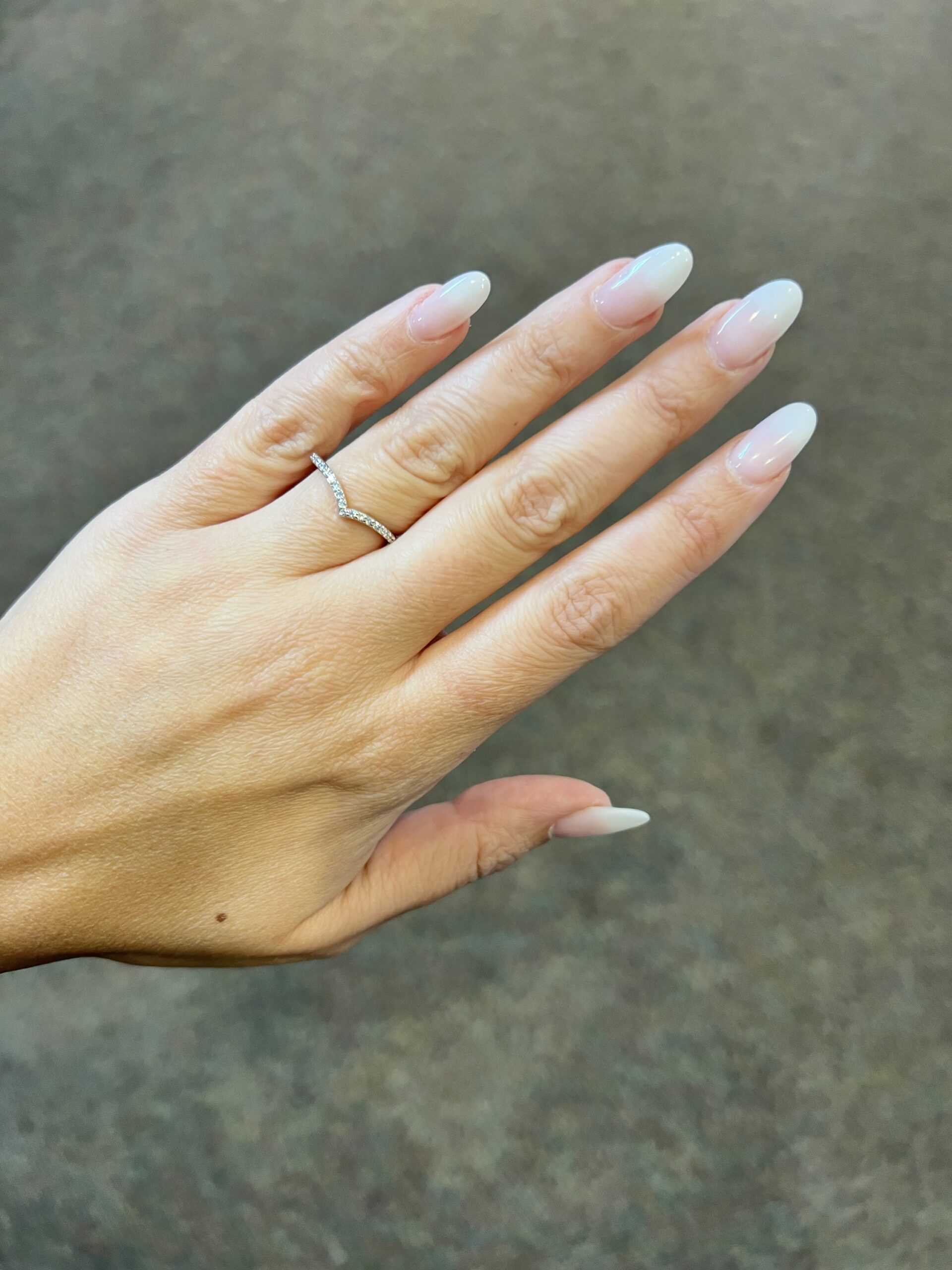 14k White Gold .16 Cttw Genuine Round Brilliant Cut Diamond “V” Tip Band - Image 12