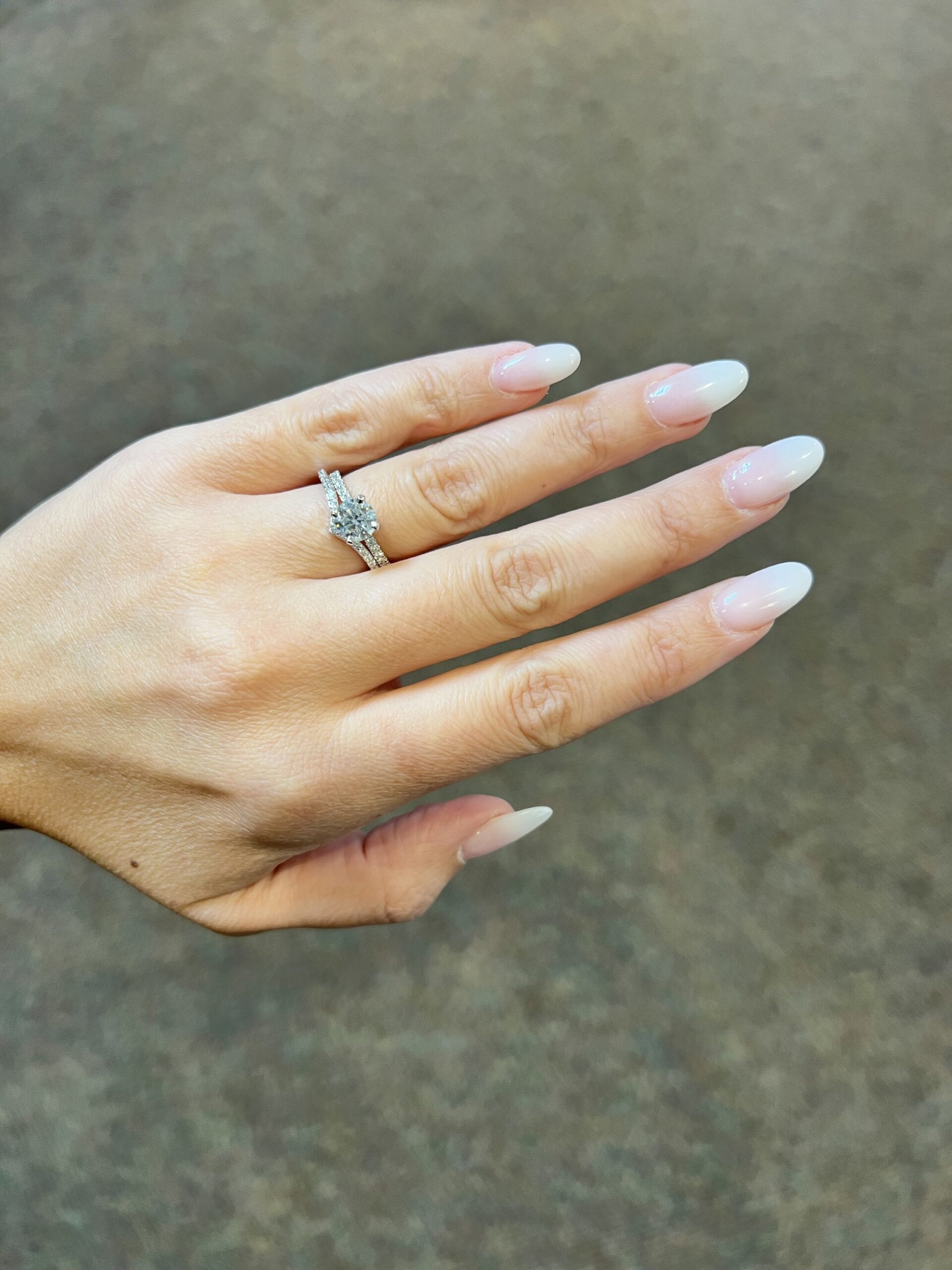 14k White Gold .16 Cttw Genuine Round Brilliant Cut Diamond “V” Tip Band - Image 17