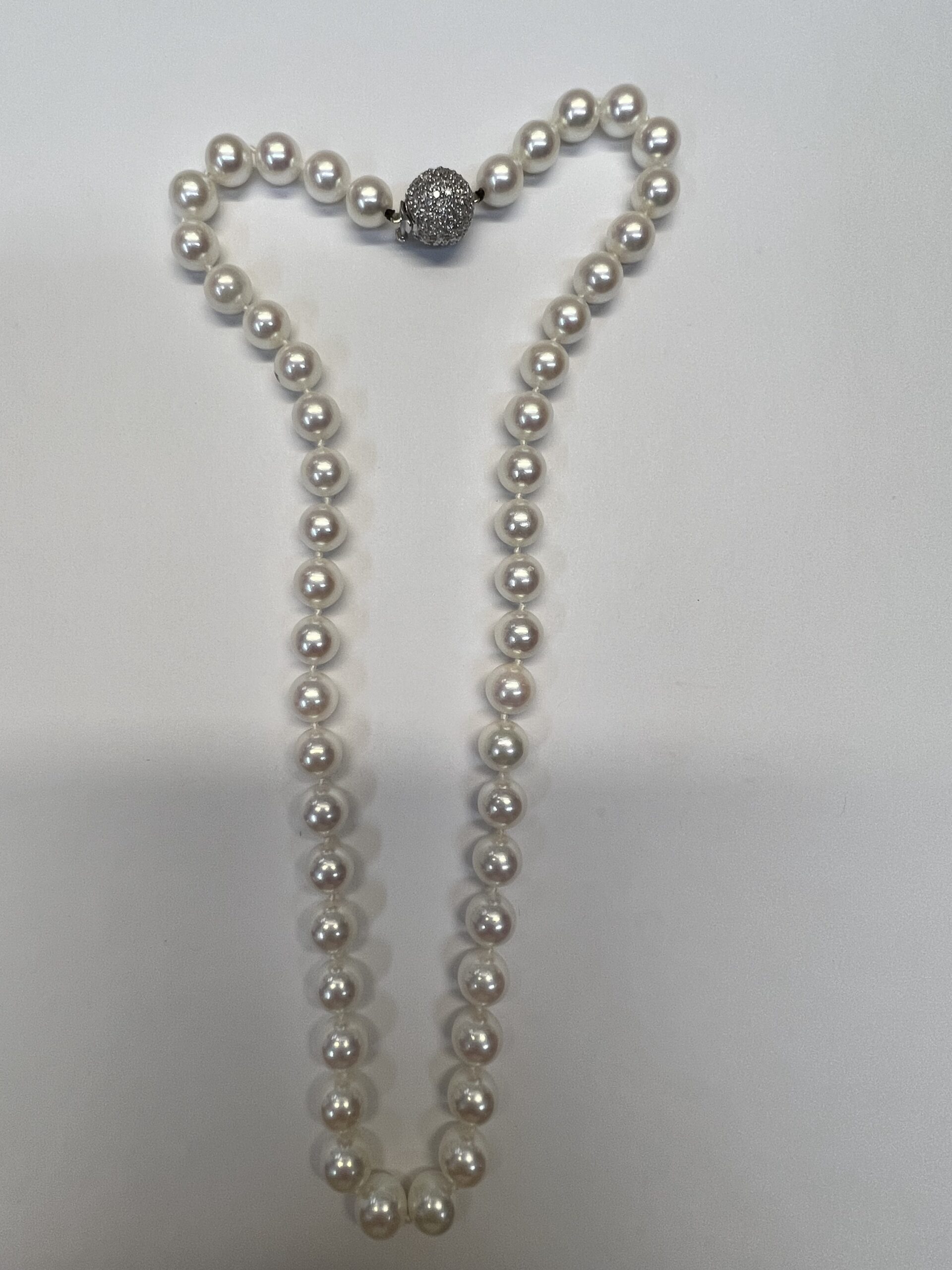 A Strand Of 8 MM Cultured Pearls With Diamond Clasp - Image 6