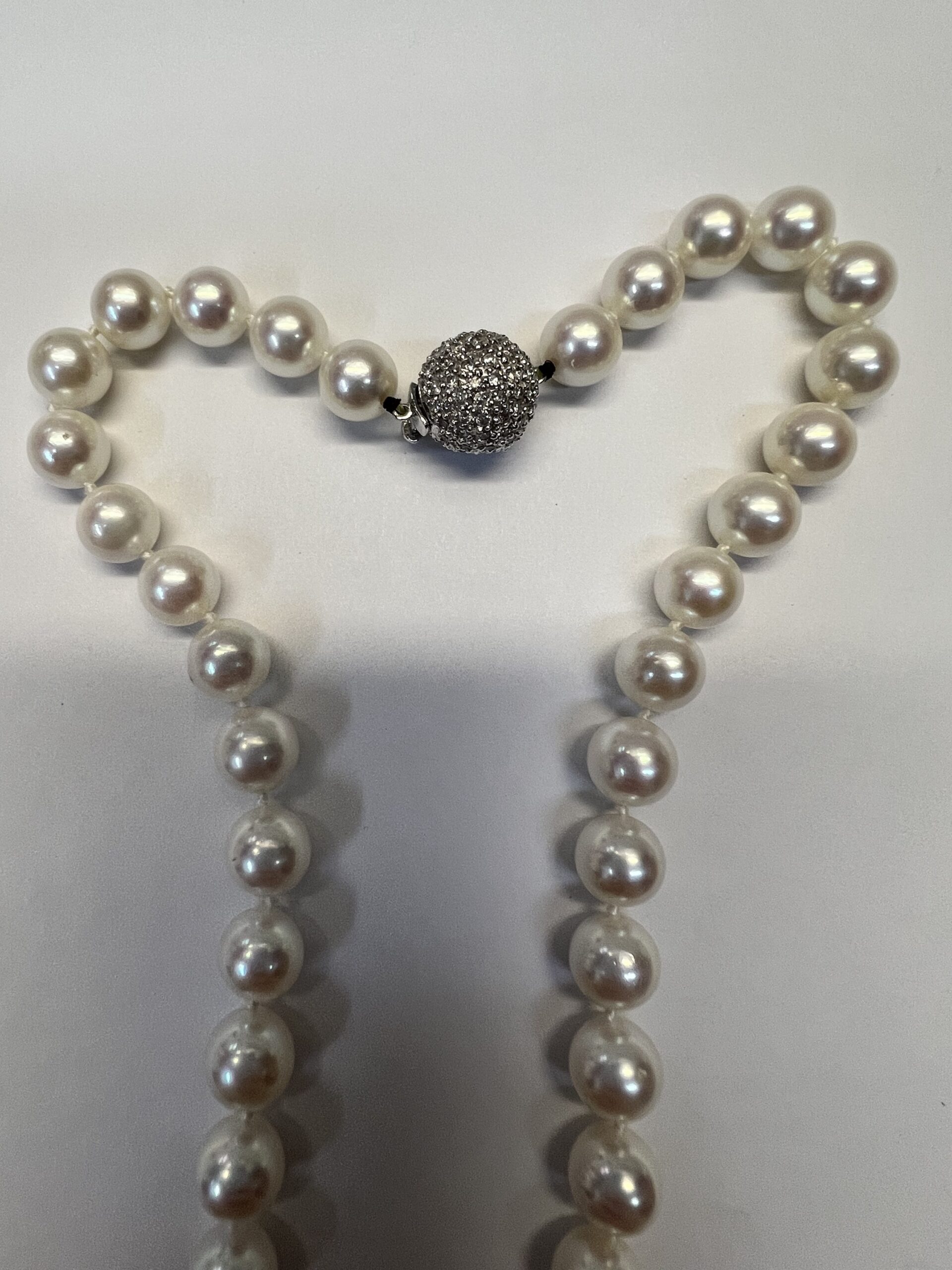 A Strand Of 8 MM Cultured Pearls With Diamond Clasp - Image 7