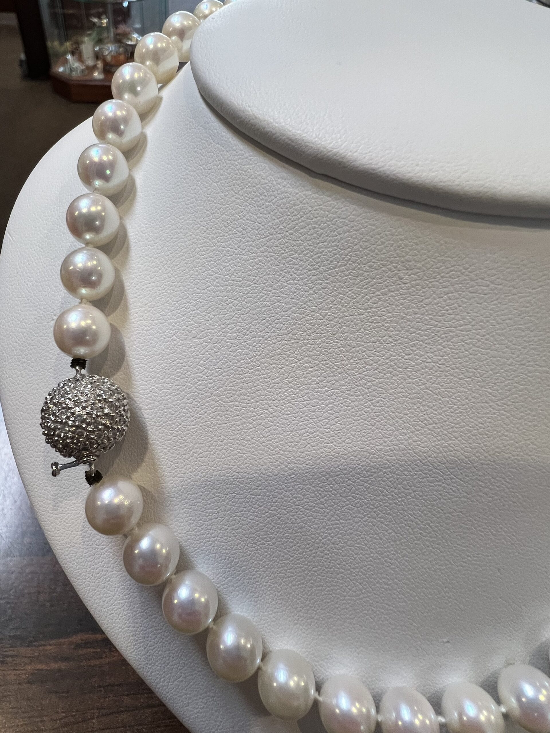 A Strand Of 8 MM Cultured Pearls With Diamond Clasp - Image 8