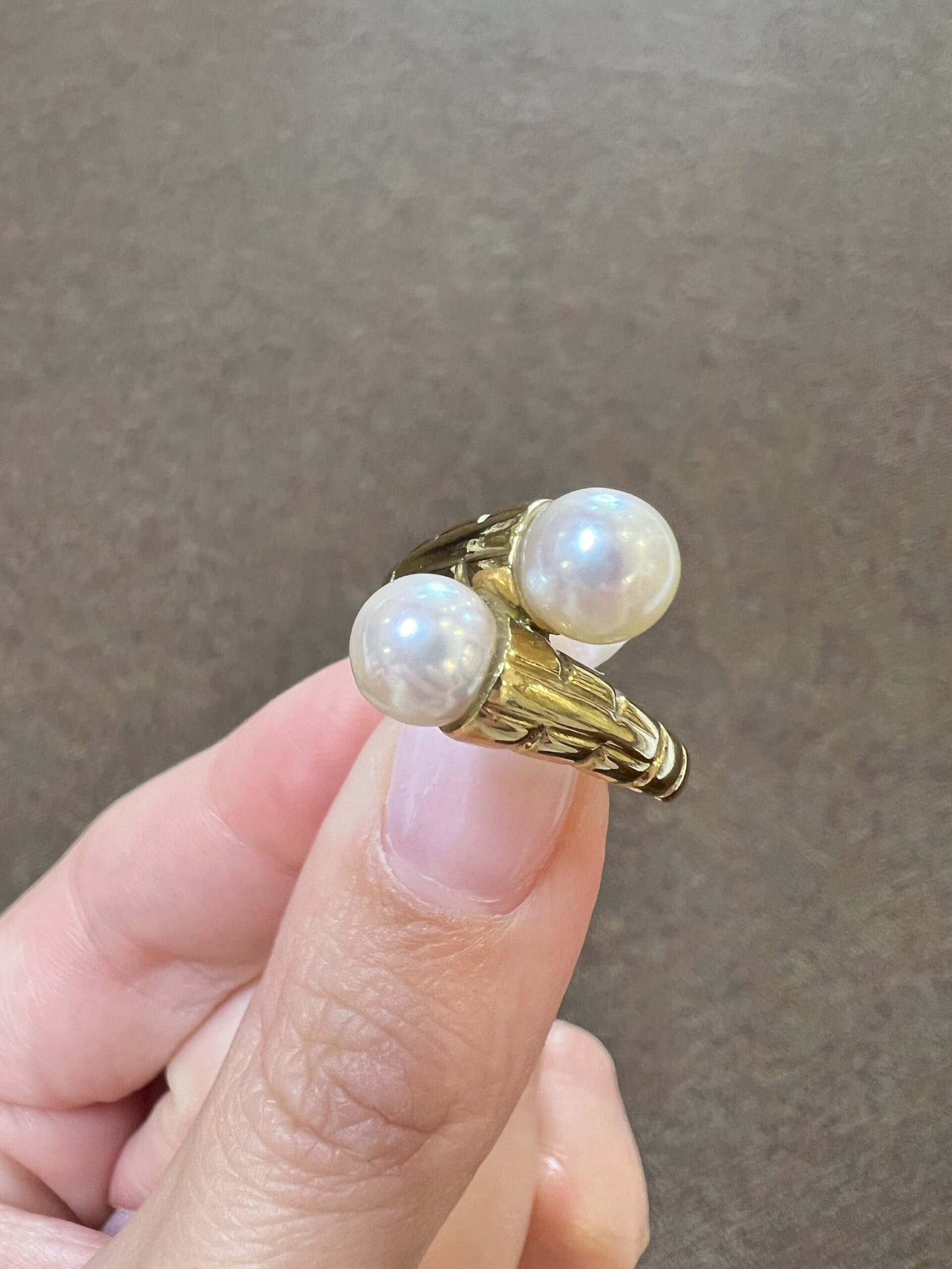 18k Yellow Gold 7 MM Cultured Saltwater Pearl Bypass Ring - Image 4