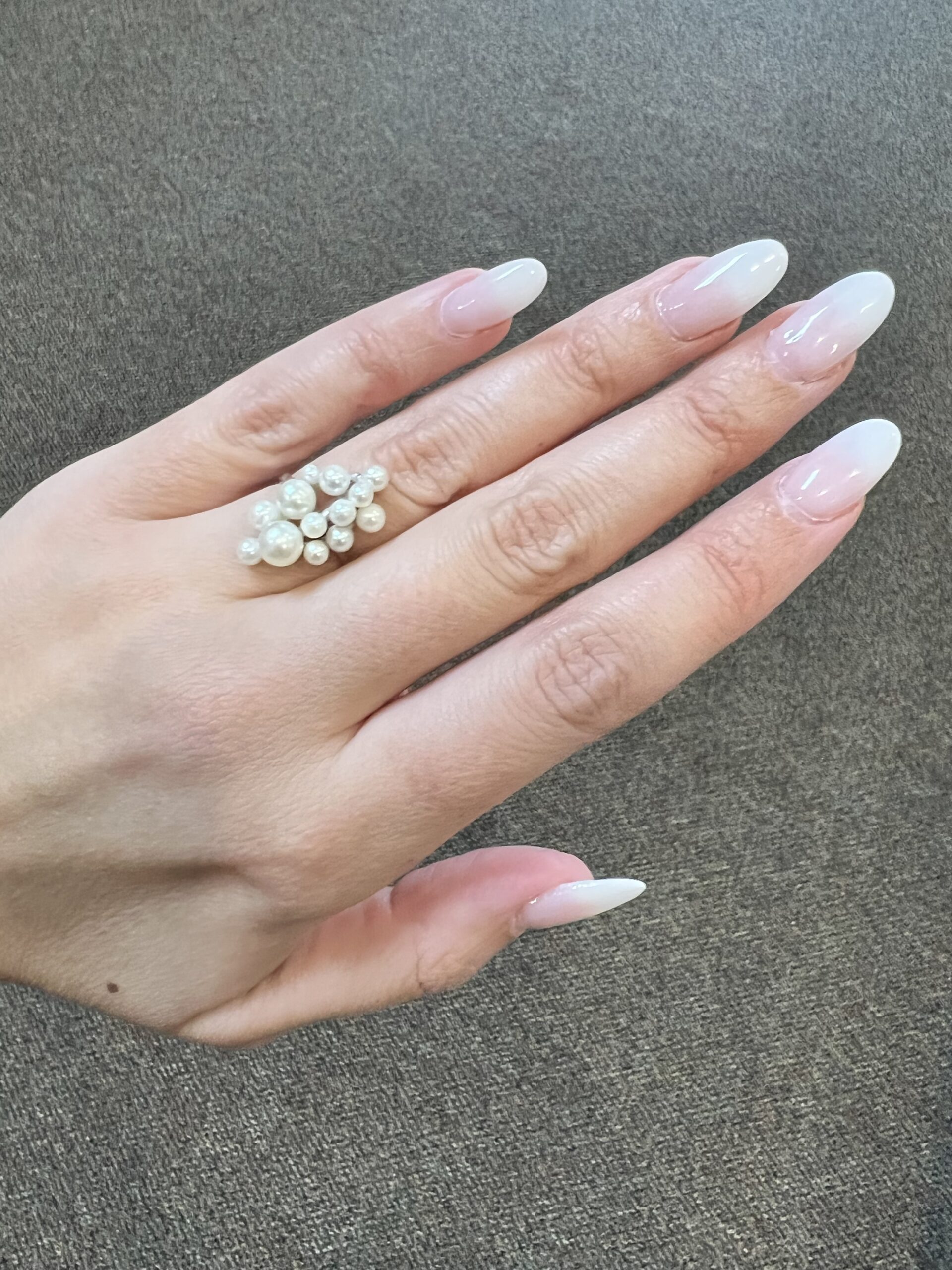 Vintage 18k White Gold Pearl Cluster Ring - Image 6