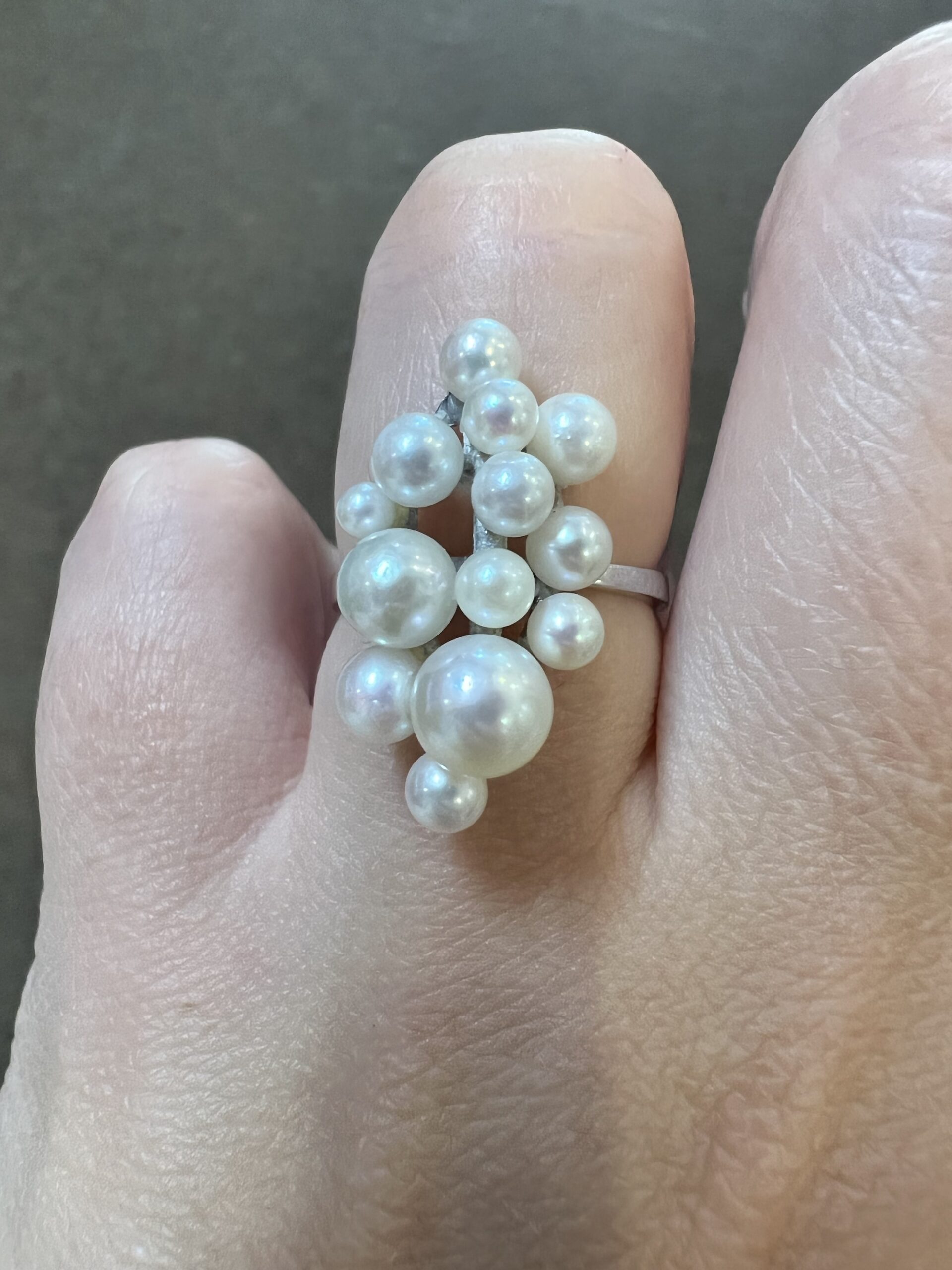 Vintage 18k White Gold Pearl Cluster Ring - Image 9