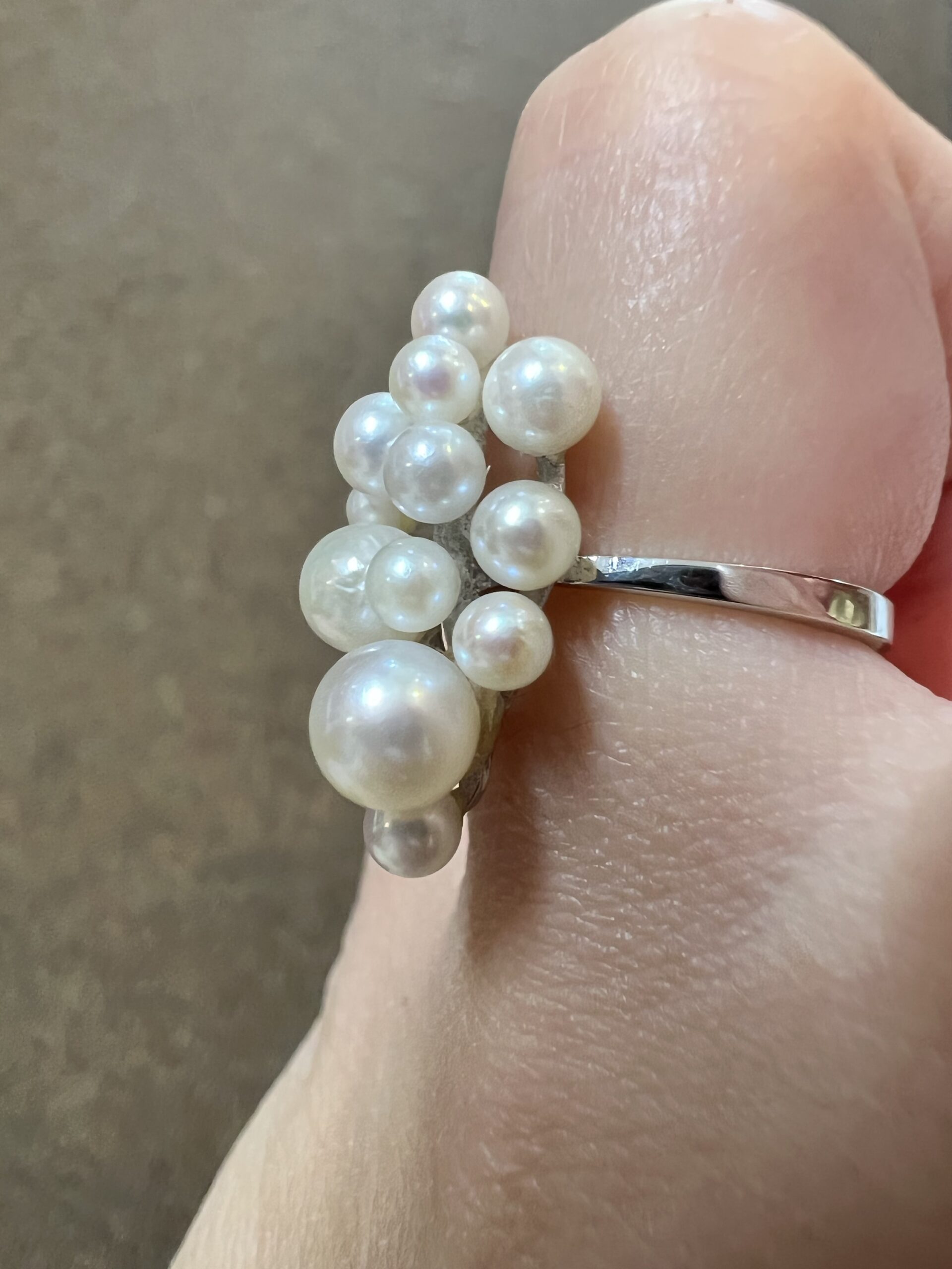 Vintage 18k White Gold Pearl Cluster Ring - Image 10