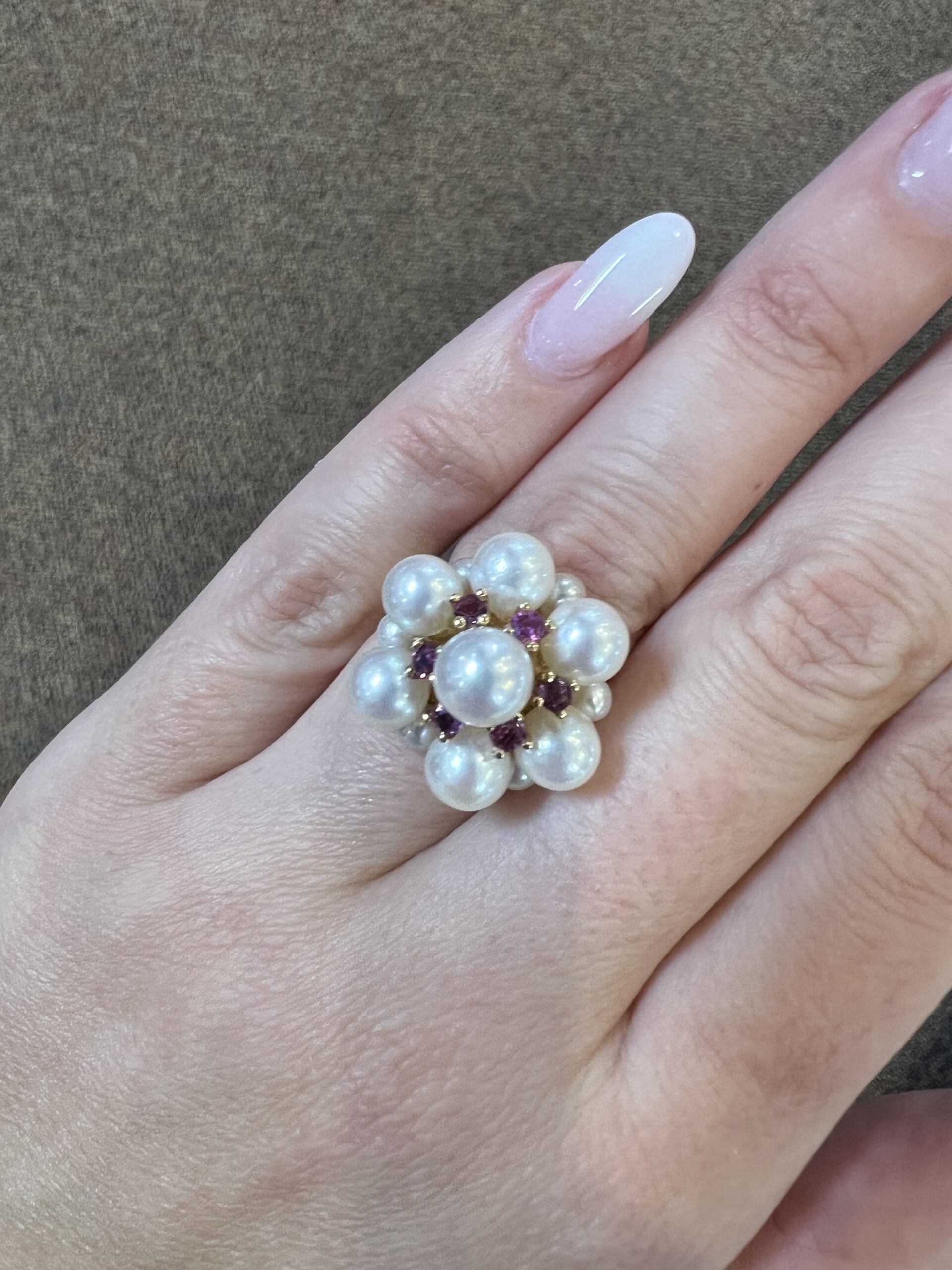 Vintage 14k Yellow Gold Cultured Pearl & Genuine Ruby Cluster Ring - Image 16