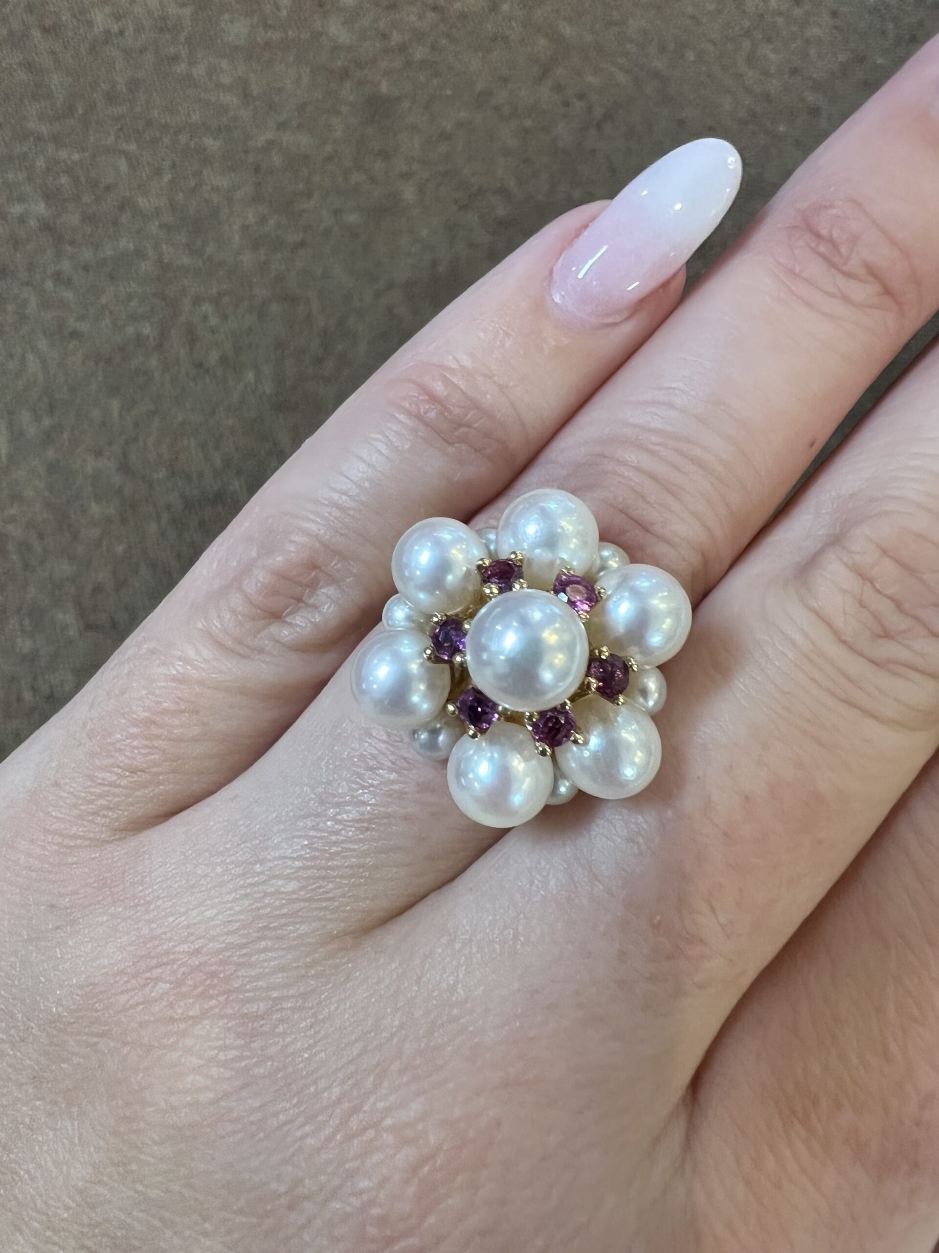 Vintage 14k Yellow Gold Cultured Pearl & Genuine Ruby Cluster Ring - Image 15