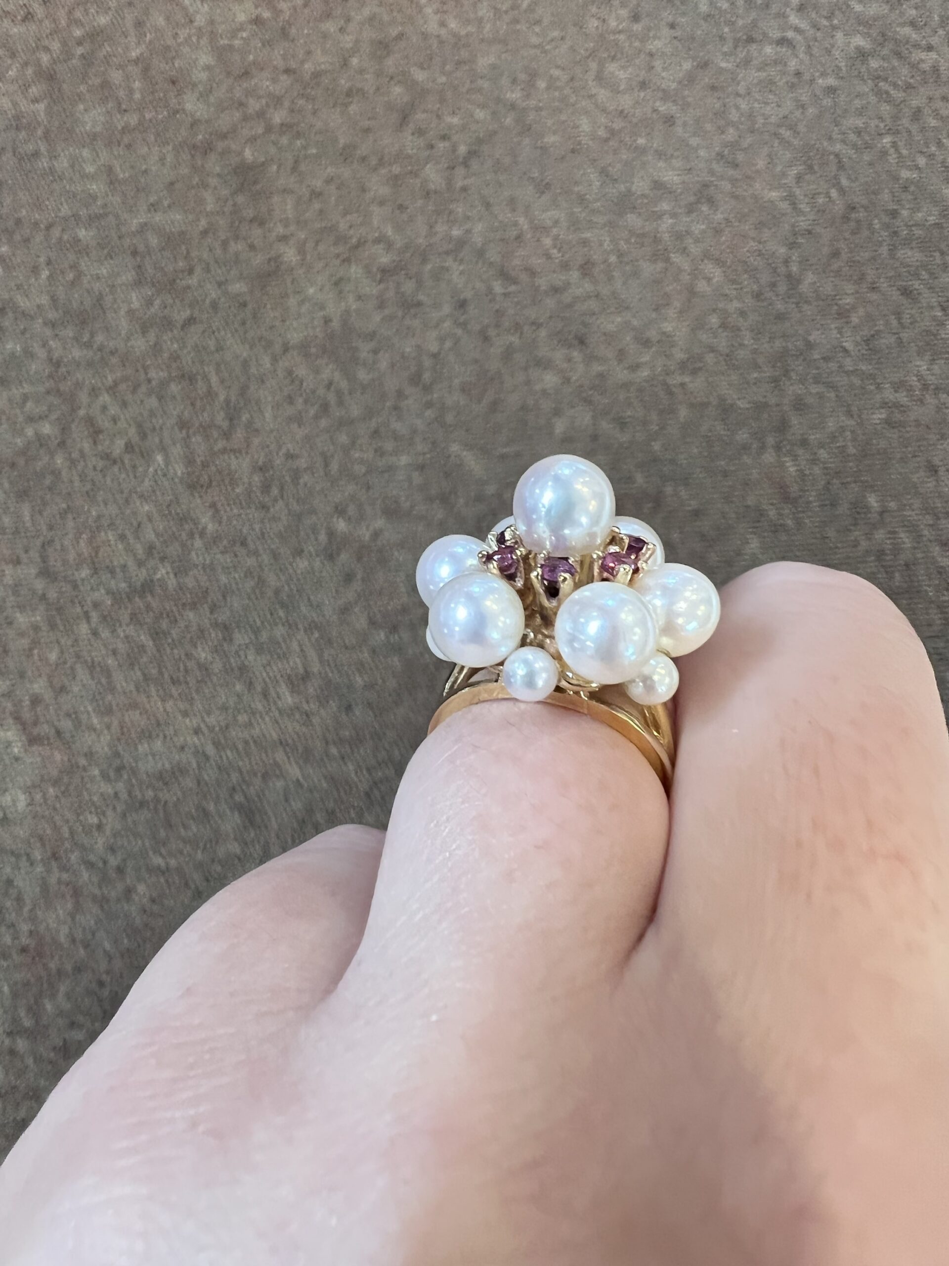 Vintage 14k Yellow Gold Cultured Pearl & Genuine Ruby Cluster Ring - Image 10