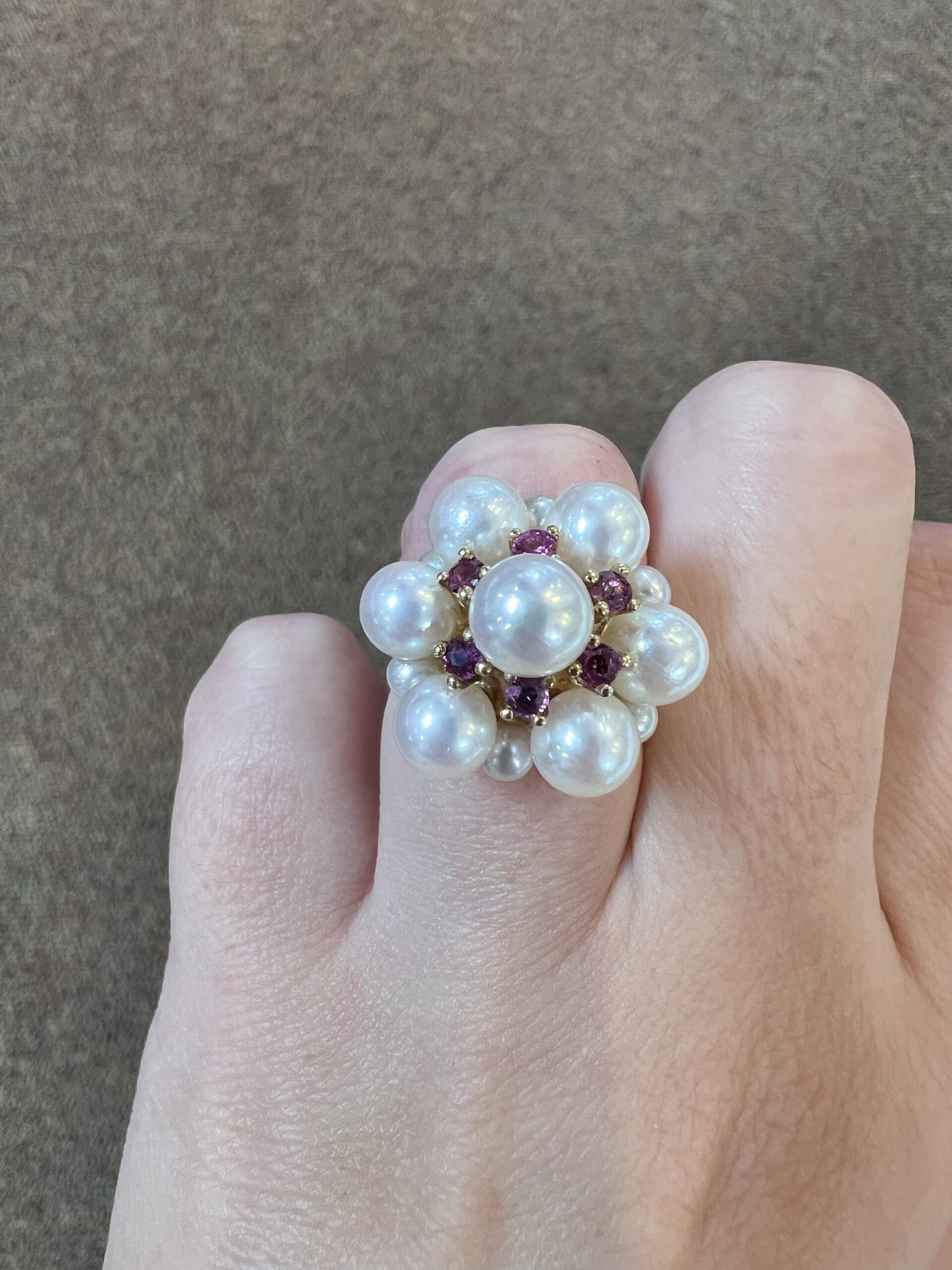 Vintage 14k Yellow Gold Cultured Pearl & Genuine Ruby Cluster Ring - Image 11