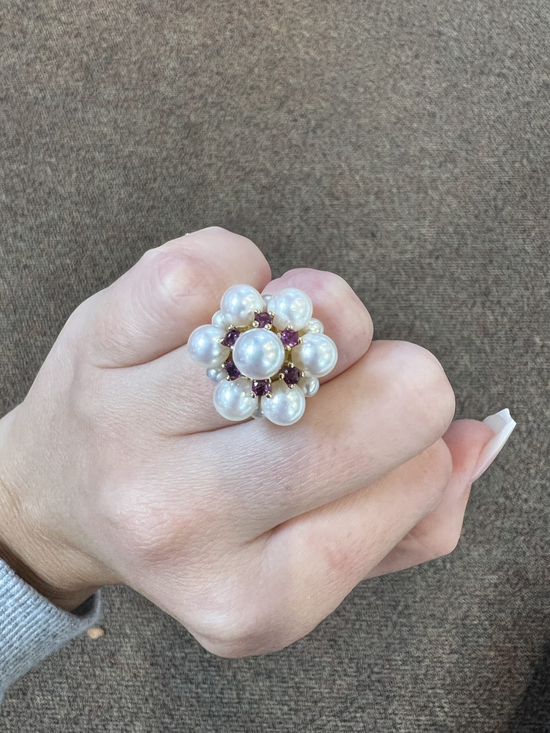 Vintage 14k Yellow Gold Cultured Pearl & Genuine Ruby Cluster Ring - Image 8