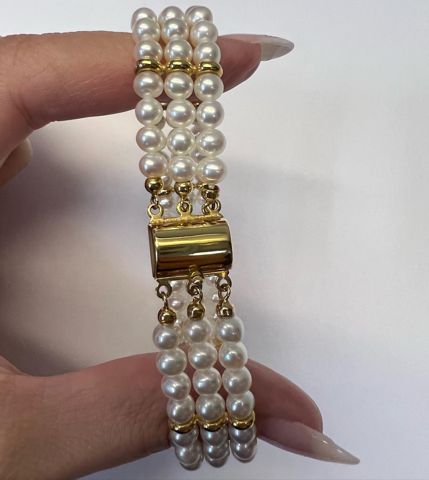 18k Yellow Gold 5 MM Cultured Freshwater Pearl Triple Strand Bracelet Imported From Italy - Image 3