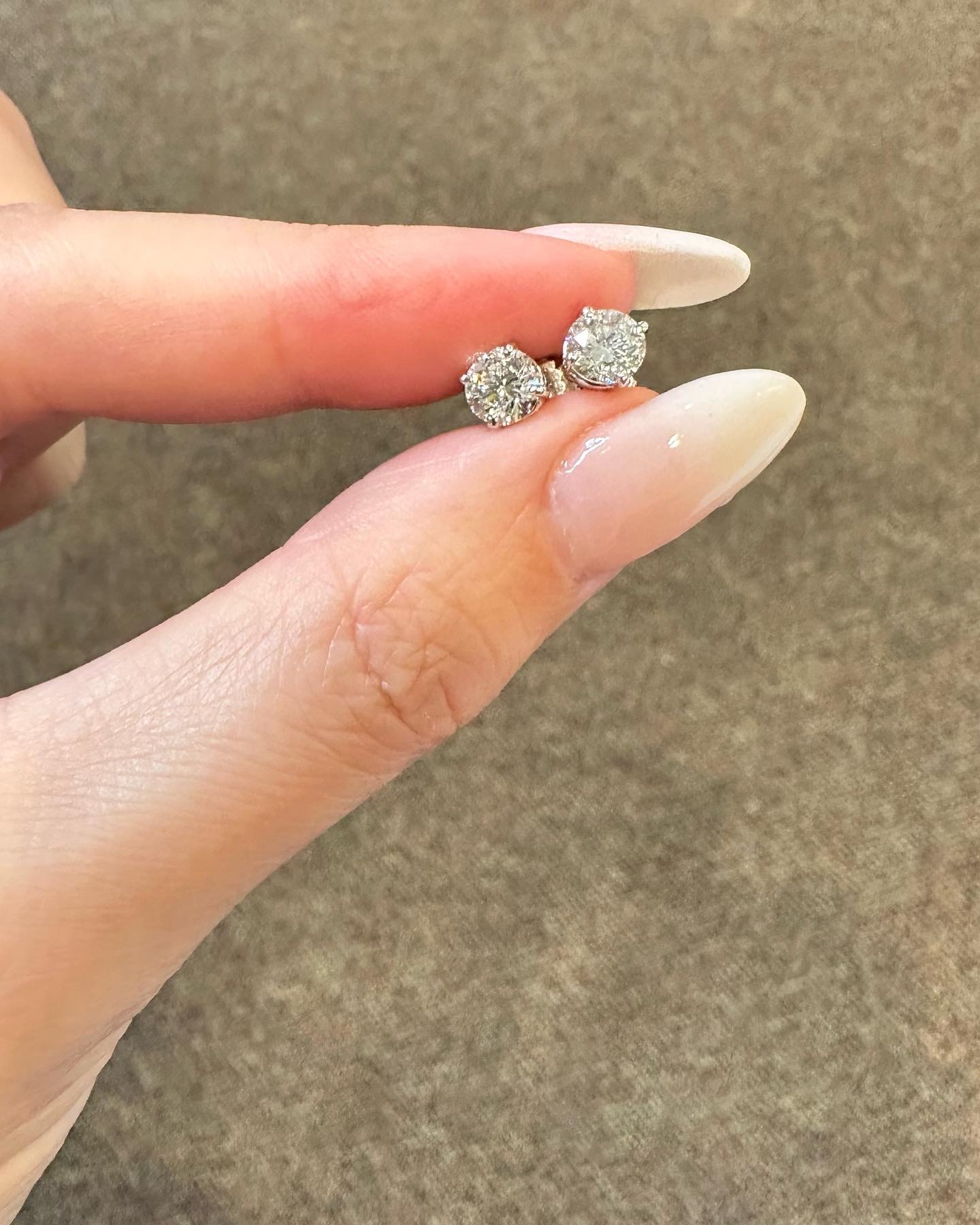 14k White Gold Genuine 1.20 Cttw Round Brilliant Cut Diamond Basket Set Stud Earrings - Image 9