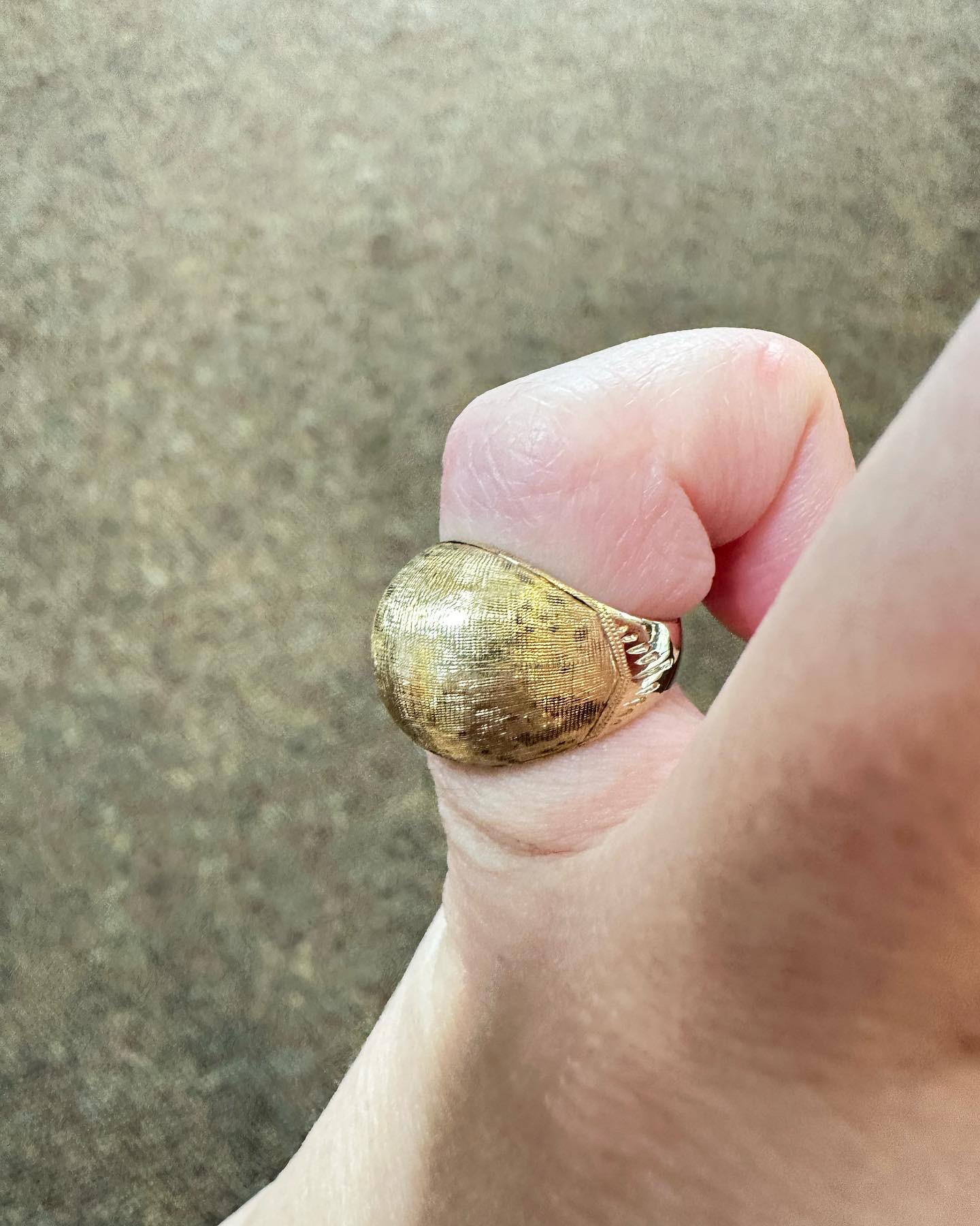 Vintage 14k Yellow Gold Domed Pinky Ring - Image 16