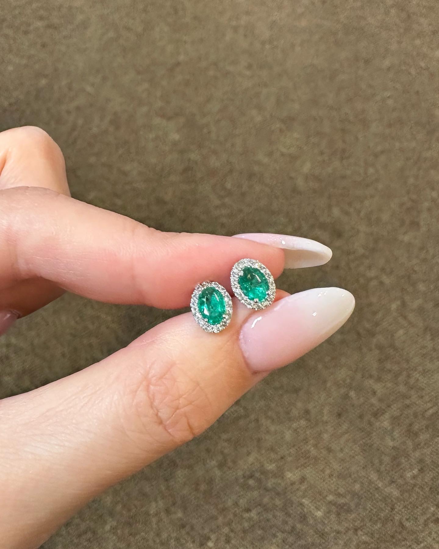 14k White Gold Genuine .82 Cttw Emerald & .19 Cttw Diamond Halo Stud Earrings