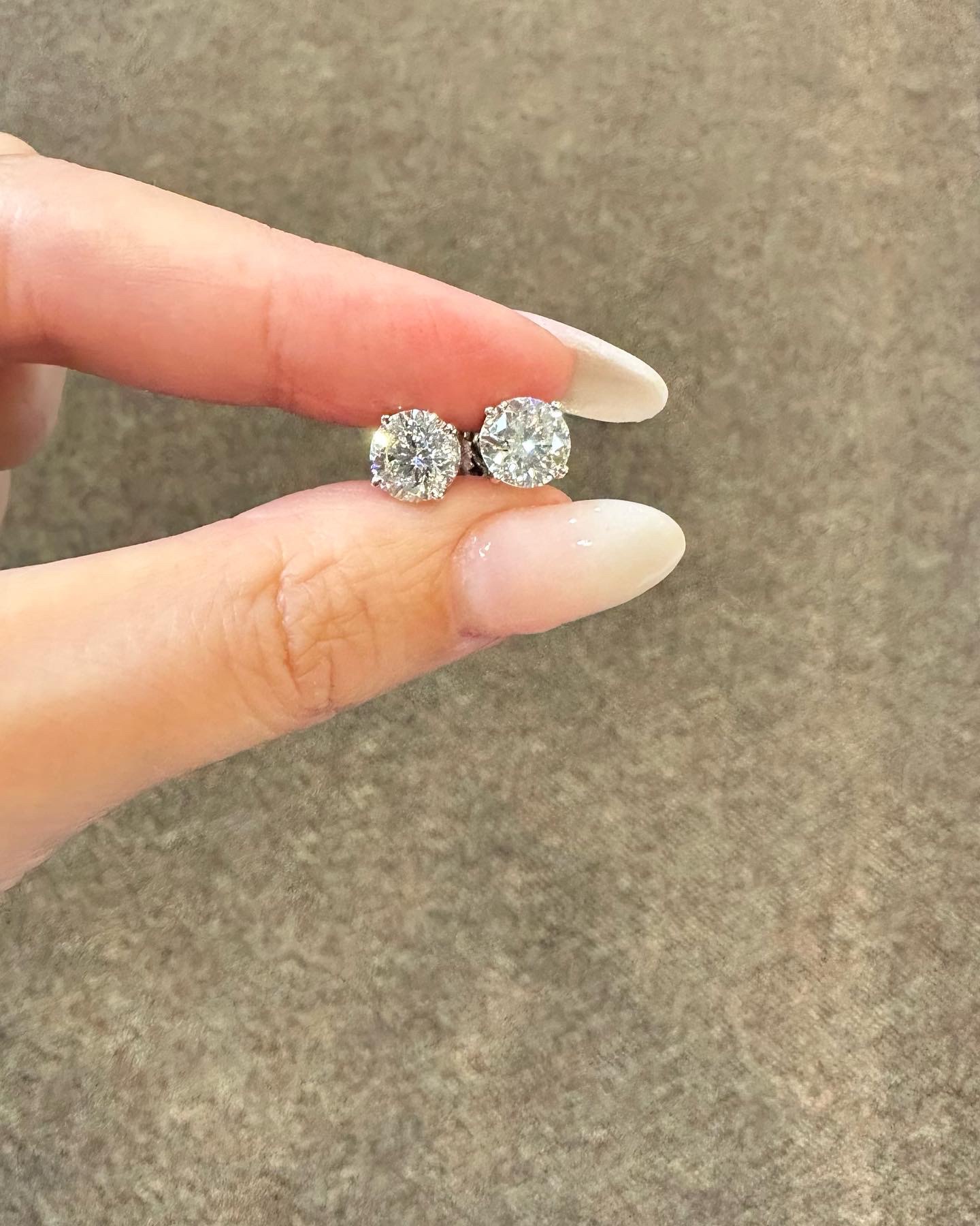 14k White Gold Genuine 2.96 Cttw Round Brilliant Cut Diamond Basket Set Stud Earrings - Image 15
