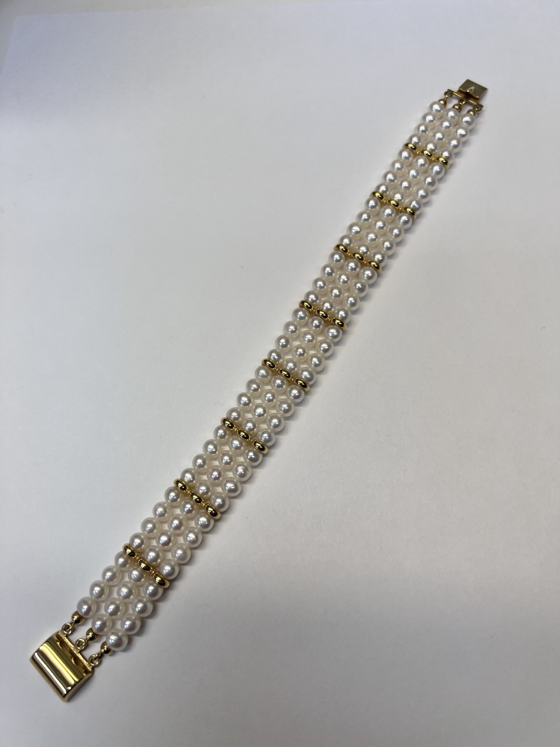 18k Yellow Gold 5 MM Cultured Freshwater Pearl Triple Strand Bracelet Imported From Italy - Image 27