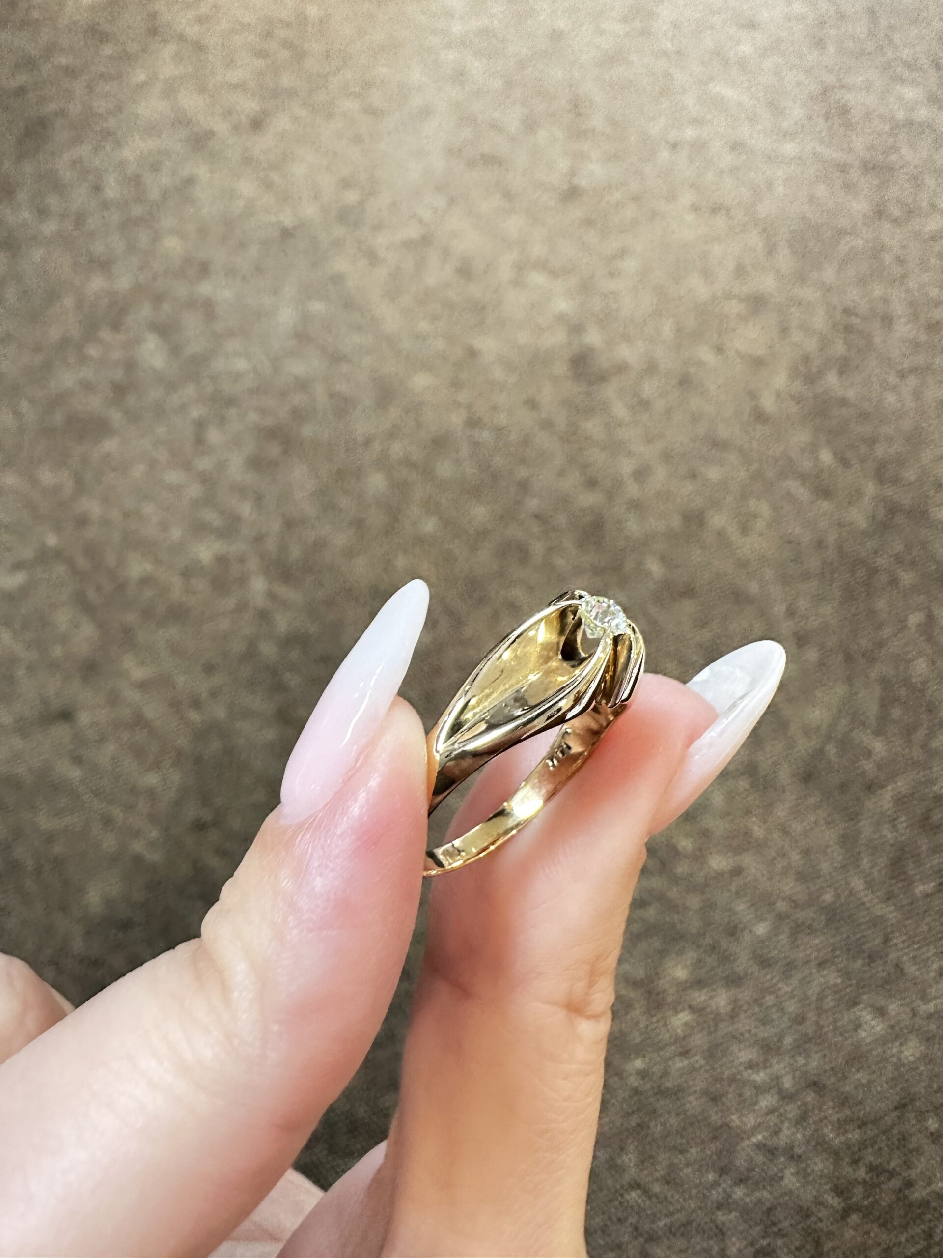 Vintage 14k Yellow Gold .18 Cttw Old Mine Cut Diamond Ring - Image 8