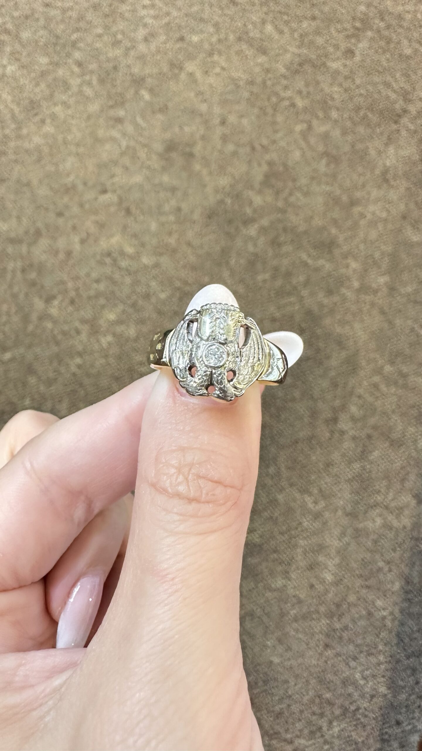 Vintage Gent’s 14k 2tone Masonic Ring With Genuine .15 Cttw Diamond Accent - Image 7