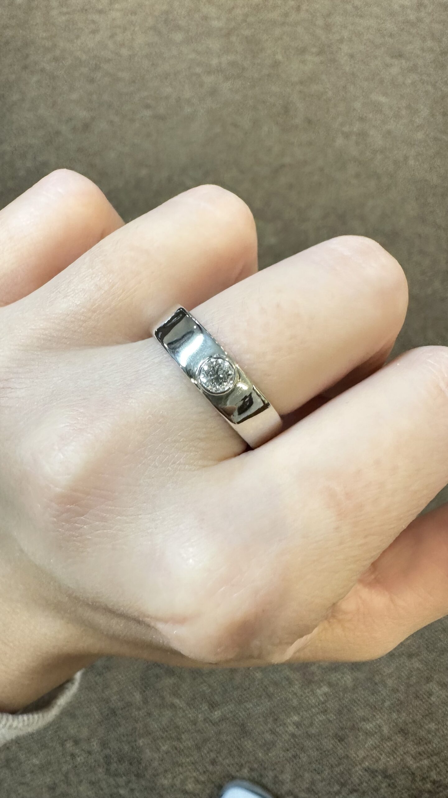 18K White Gold Genuine .30 Cttw Old Mine Cut Diamond Flat Band Ring - Image 7