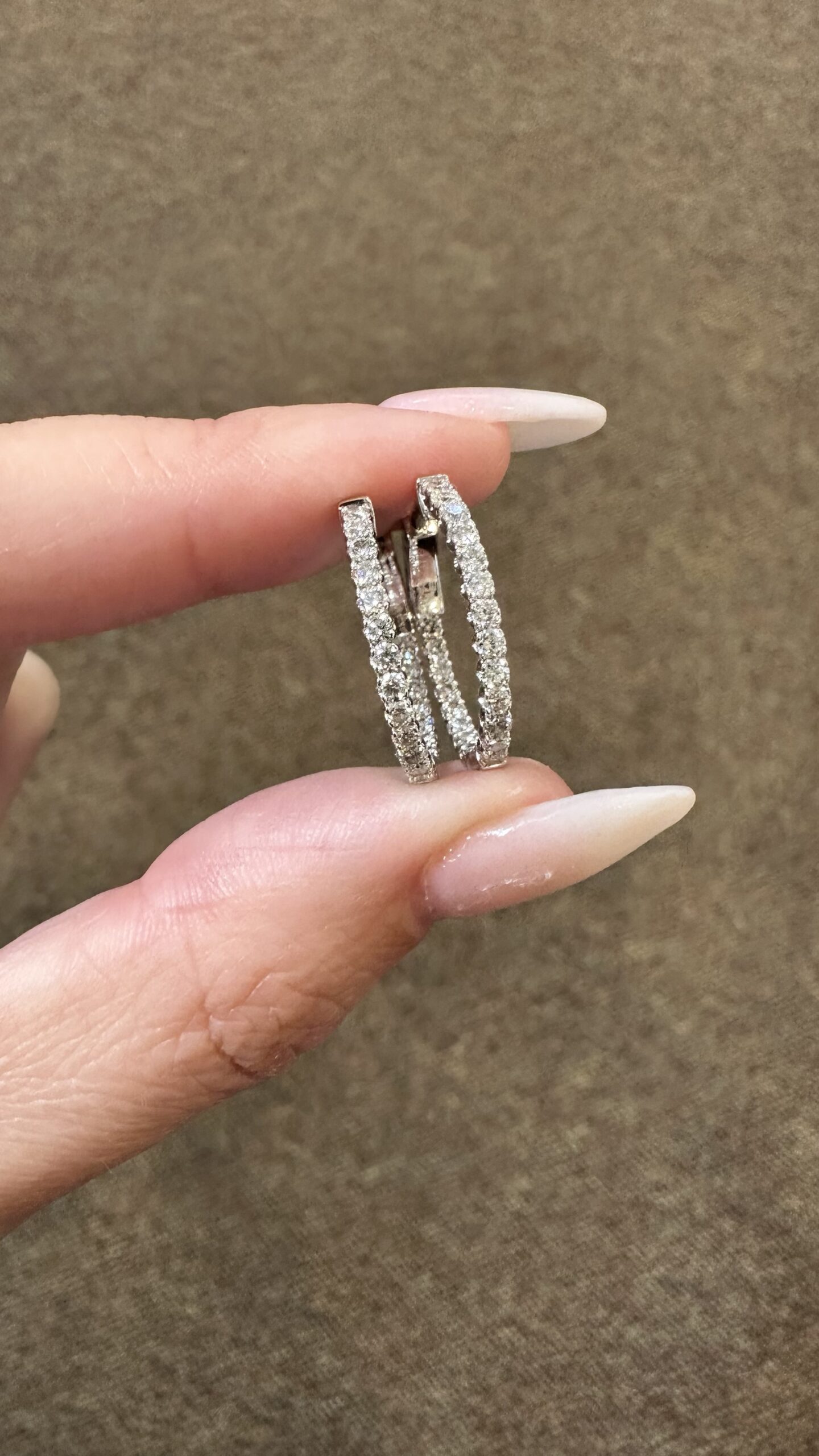 14k White Gold Round Genuine 1 Cttw Round Brilliant Cut Diamond Inside Out Hoop Earrings - Image 2