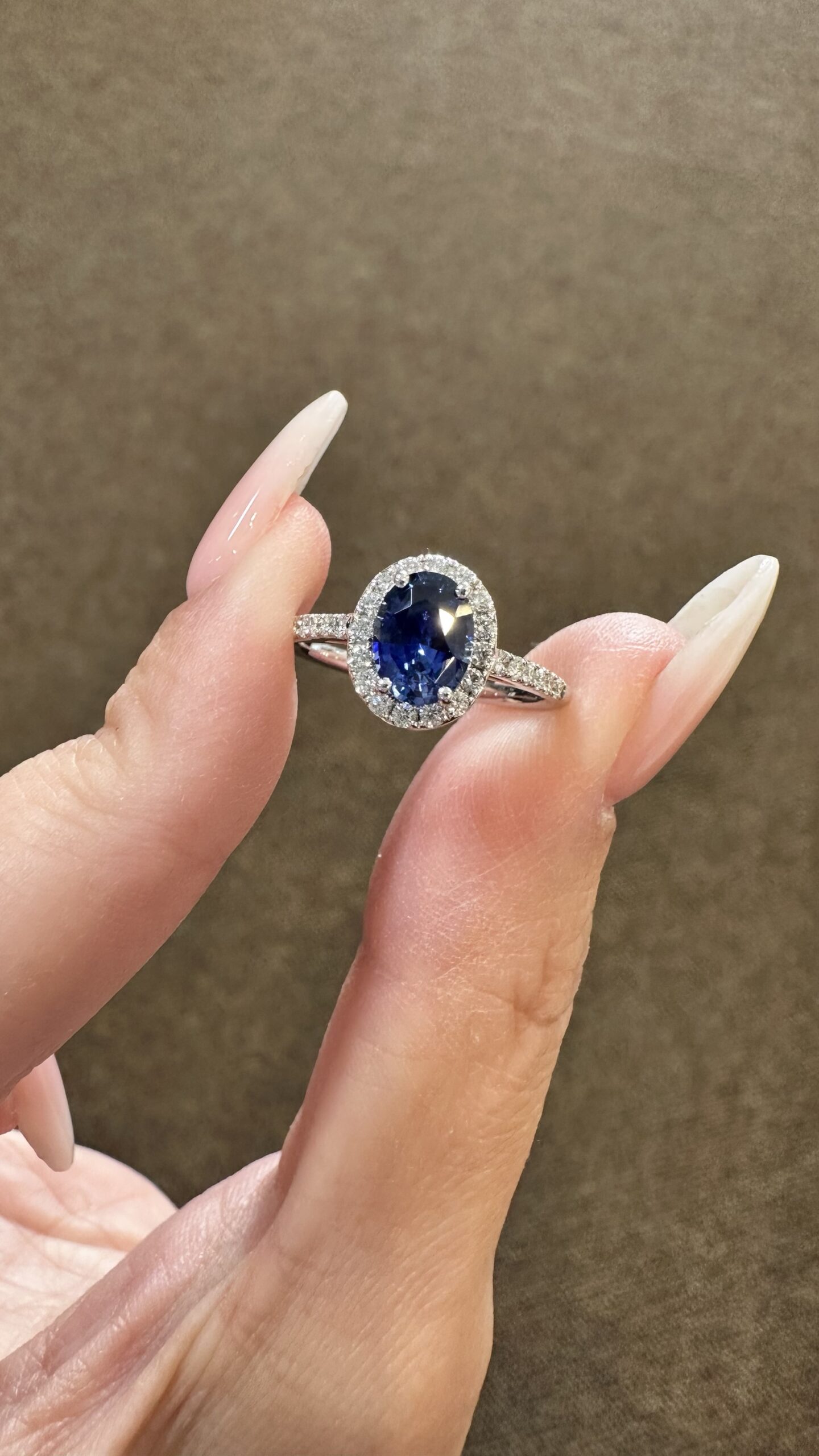 14k White Gold Genuine 1.35 Cttw Ceylon Sapphire & .26 Cttw Diamond Halo Ring - Image 2