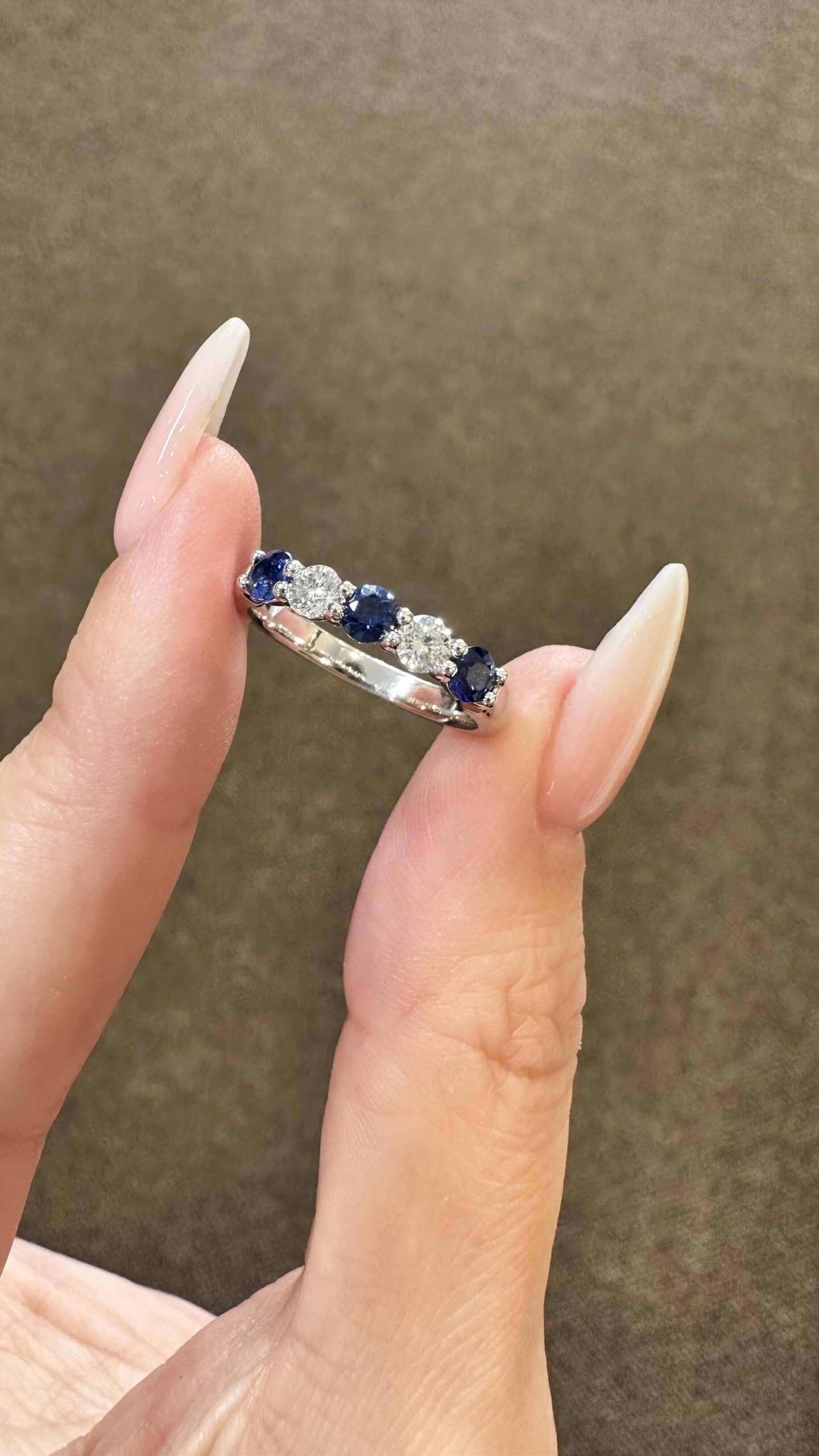 14k White Gold Genuine .52 Cttw Sapphire & .25 Cttw Diamond 5 Stone Band - Image 3