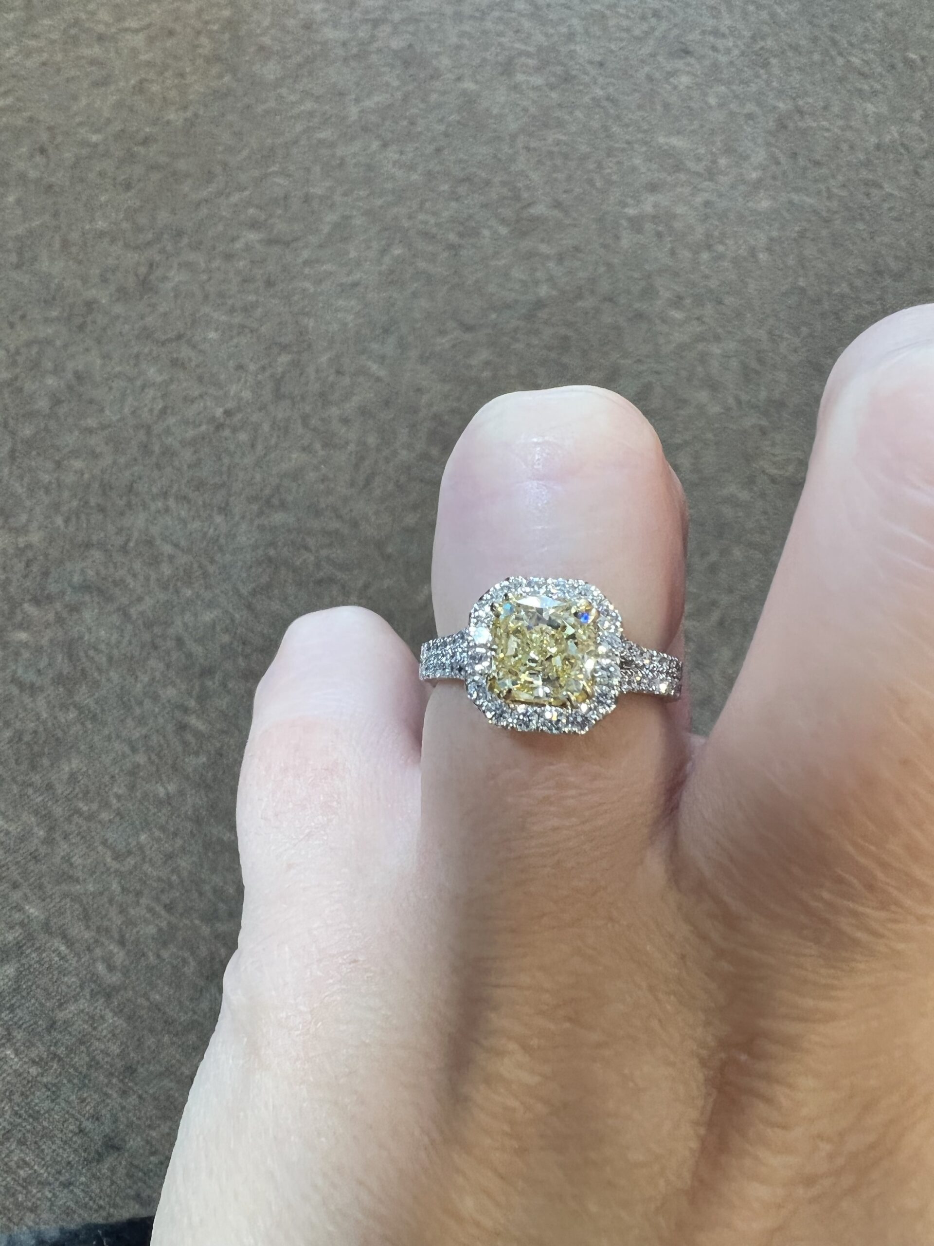 Platinum & 18k Yellow Gold Genuine GIA Certified Fancy Yellow Diamond Halo Ring With Split Shank - Image 12