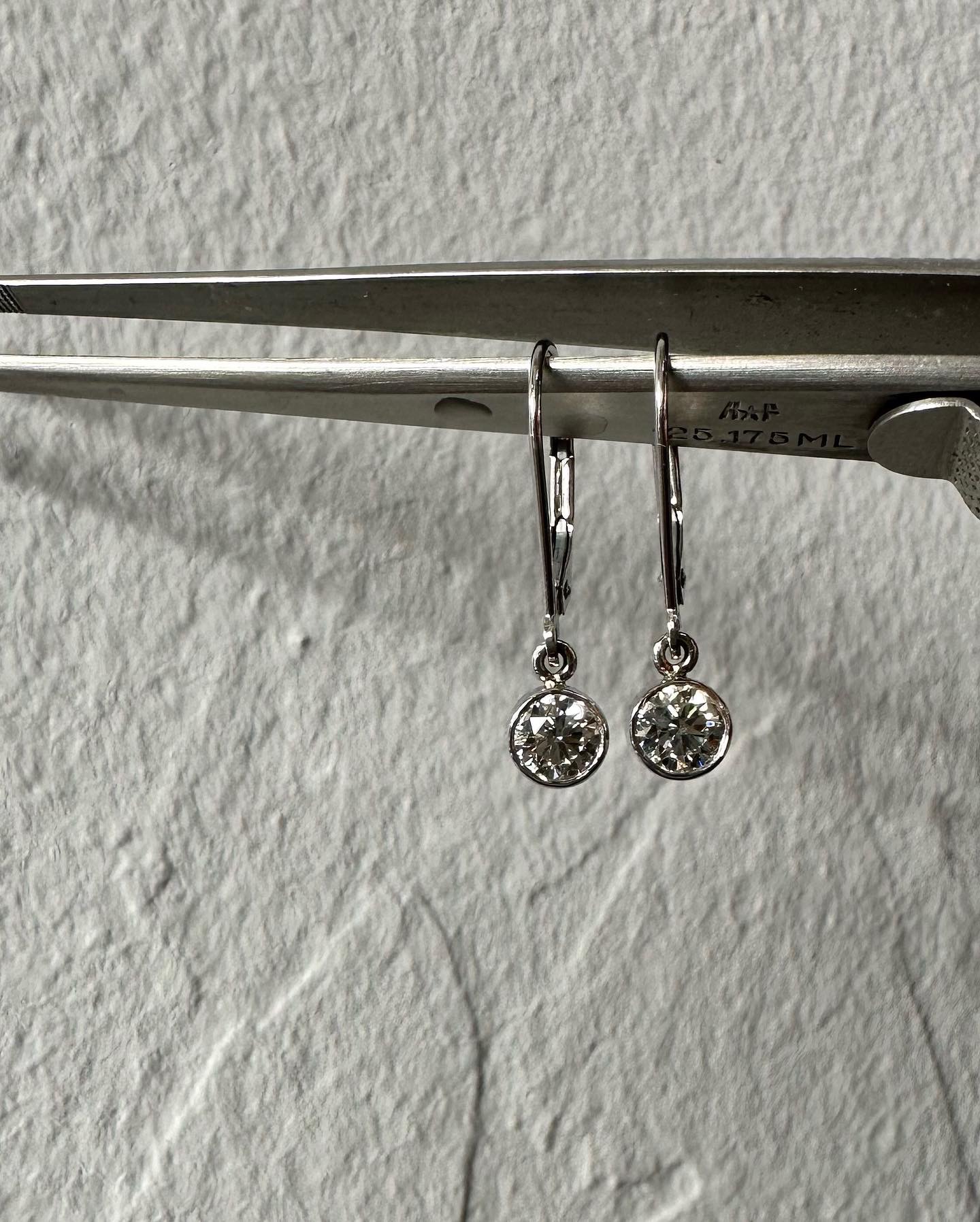 14k White Gold Genuine .81 Cttw Ideal Cut Round Brilliant Cut Diamond Bezel Set Leverback Dangle Earrings - Image 12