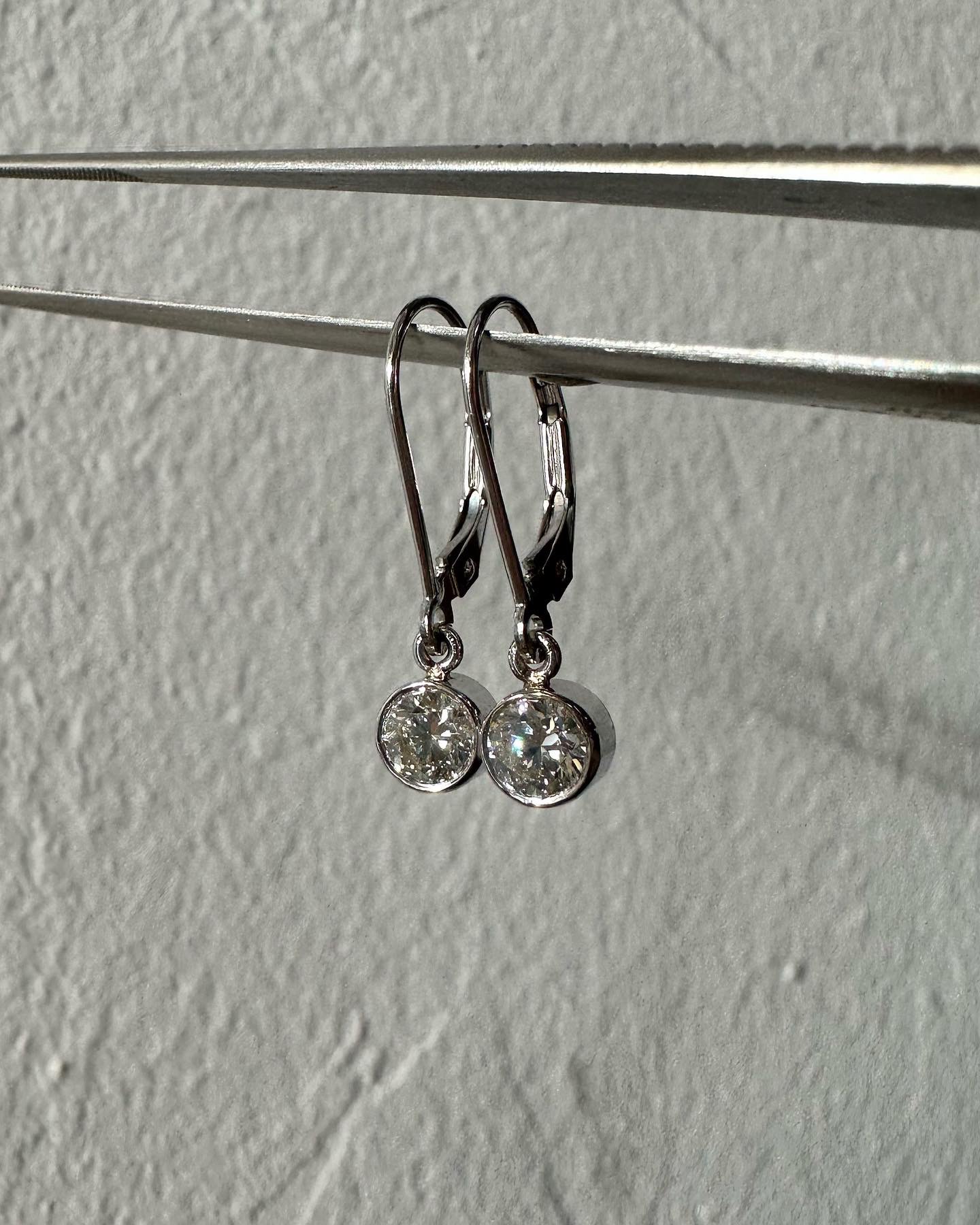 14k White Gold Genuine .81 Cttw Ideal Cut Round Brilliant Cut Diamond Bezel Set Leverback Dangle Earrings - Image 11