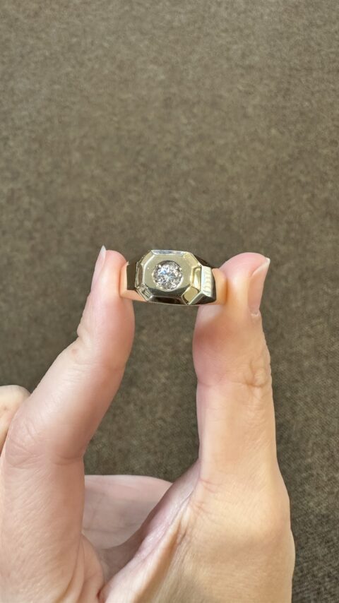 Gent’s 14k Yellow Gold Genuine 1/4 Cttw Diamond Ring