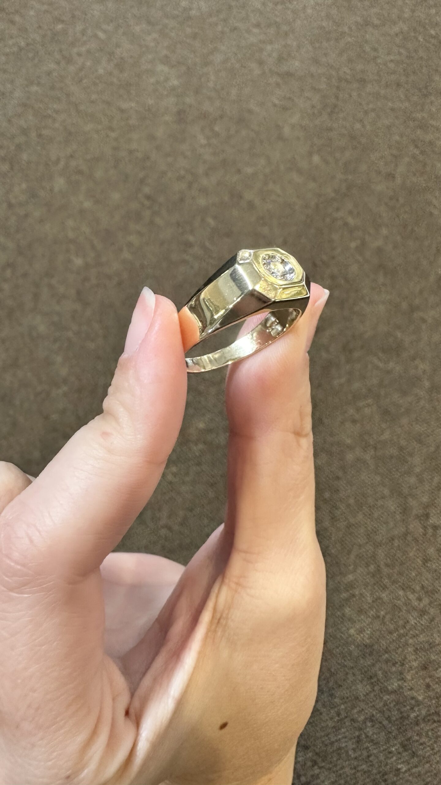 Gent’s 14k Yellow Gold Genuine 1/4 Cttw Diamond Ring - Image 7