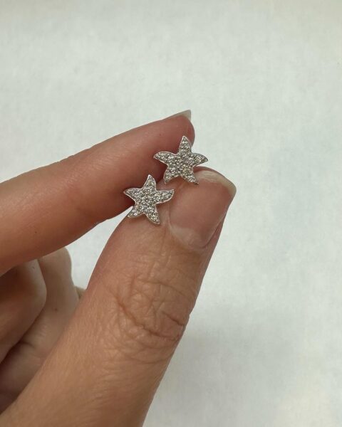 18k White Gold CZ Starfish Stud Earrings