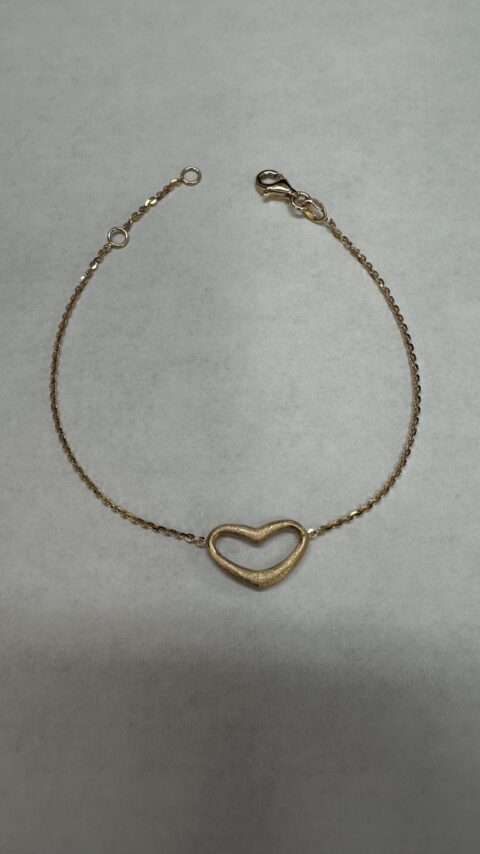 18k Yellow Gold Brushed Open Heart Chain Bracelet
