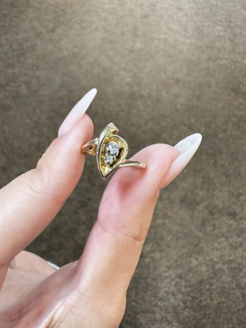 Vintage 14k Yellow Gold .06 Cttw Diamond Ring