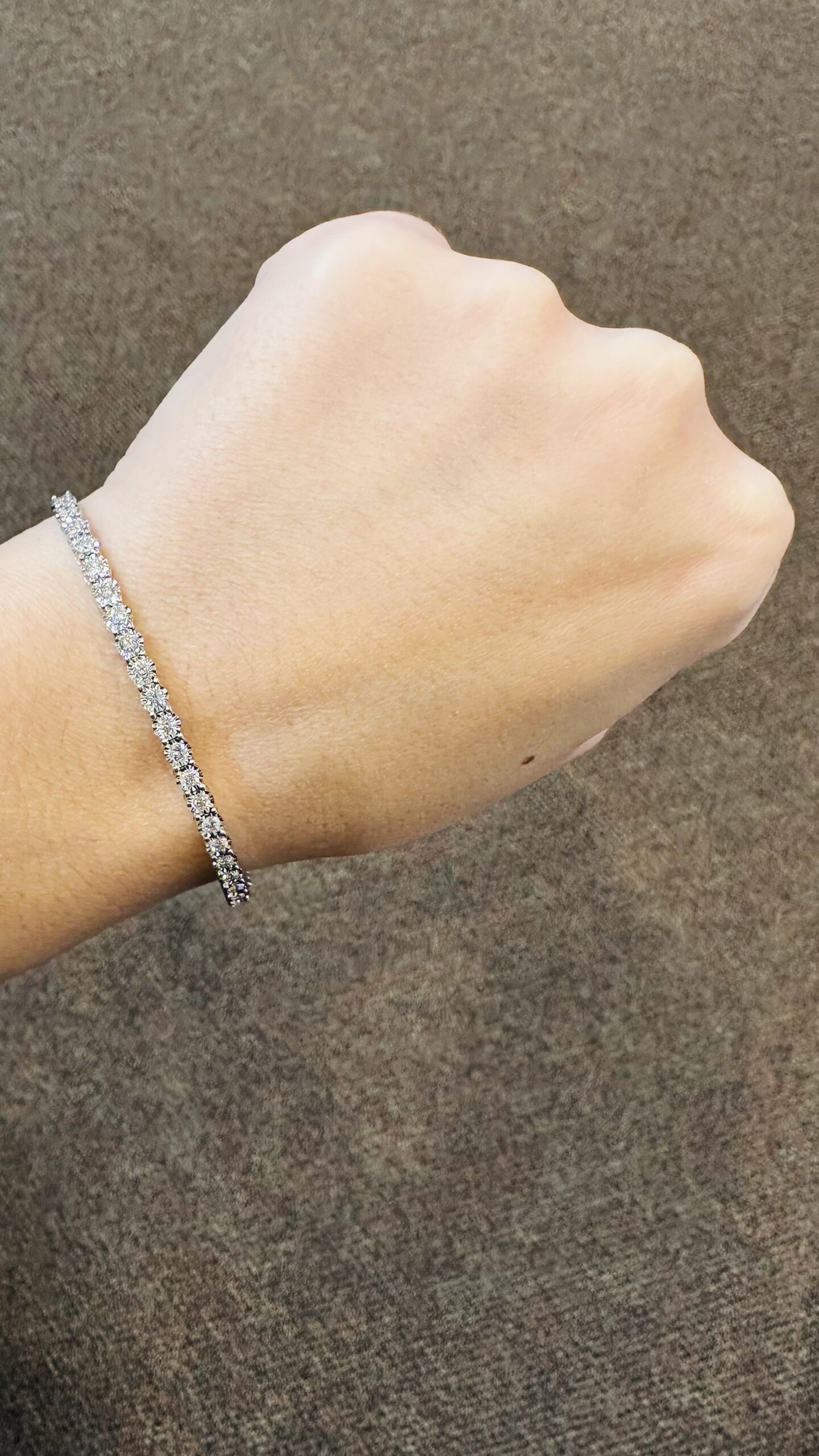 14k White Gold 1.01 Cttw Round Brilliant Cut Diamond Bangle Bracelet - Image 18