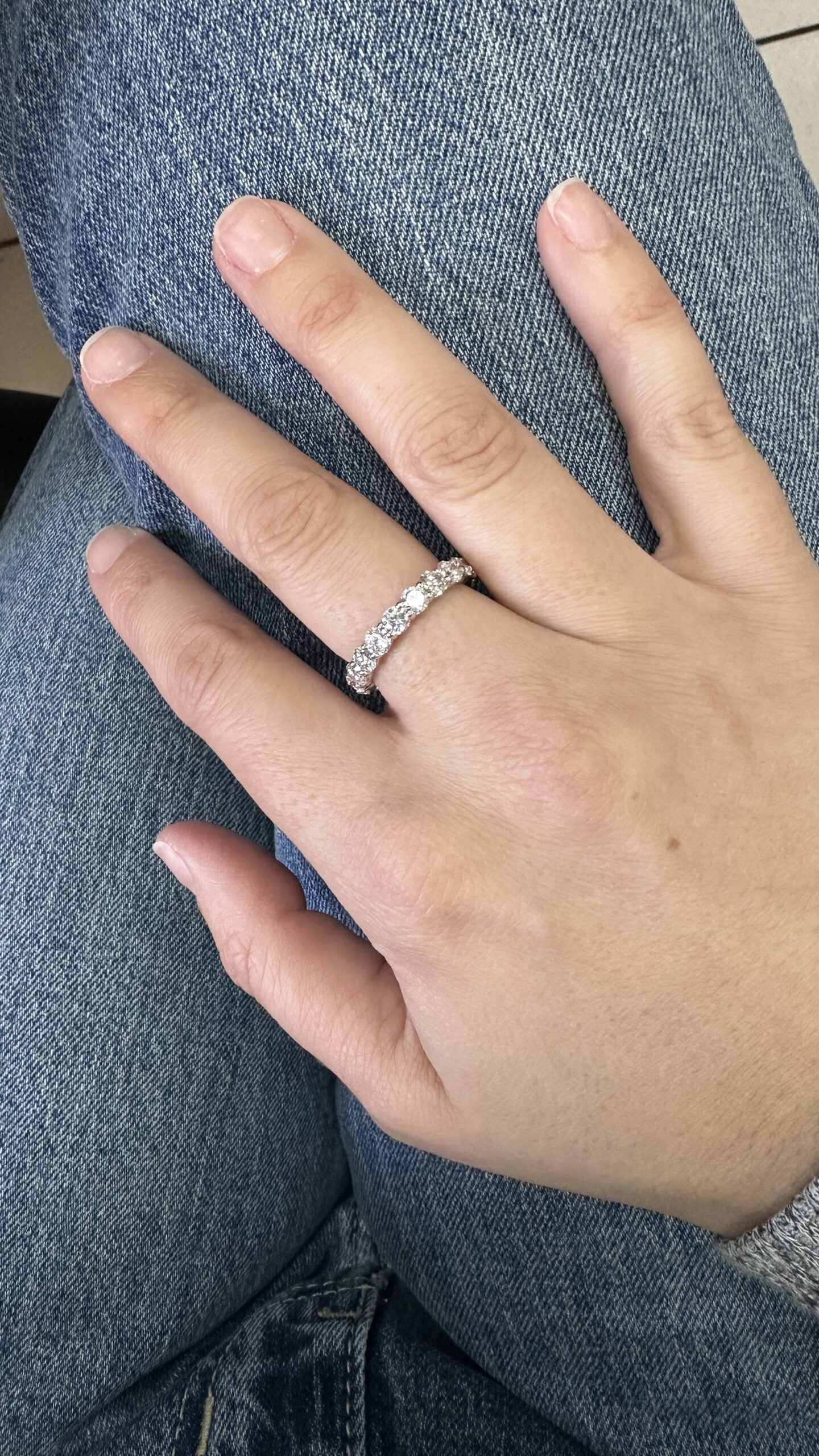 14k White Gold 19 Stone Genuine 3.32 Cttw Round Brilliant Cut Diamond Eternity Band - Image 33