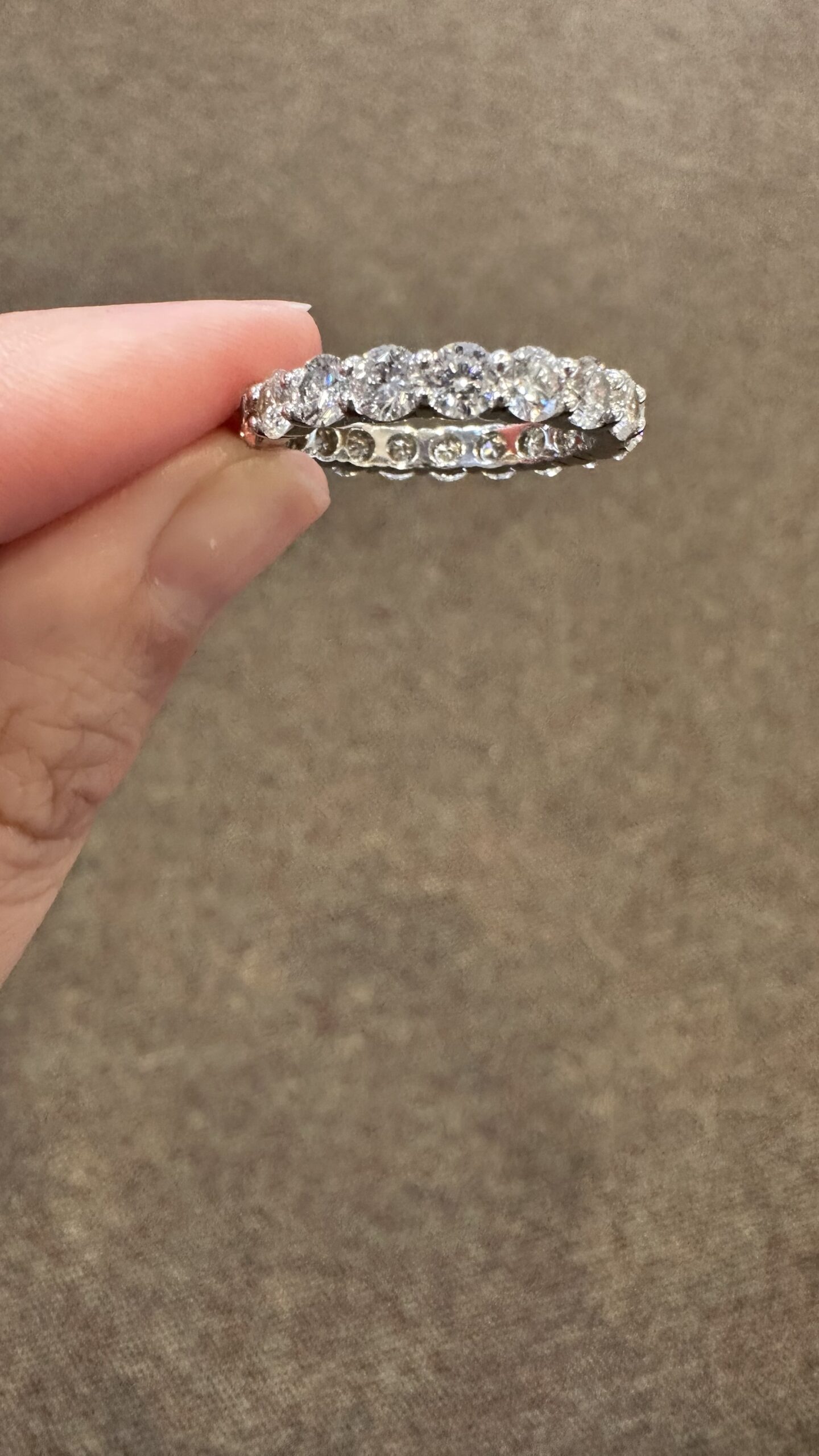 14k White Gold 19 Stone Genuine 3.32 Cttw Round Brilliant Cut Diamond Eternity Band - Image 44