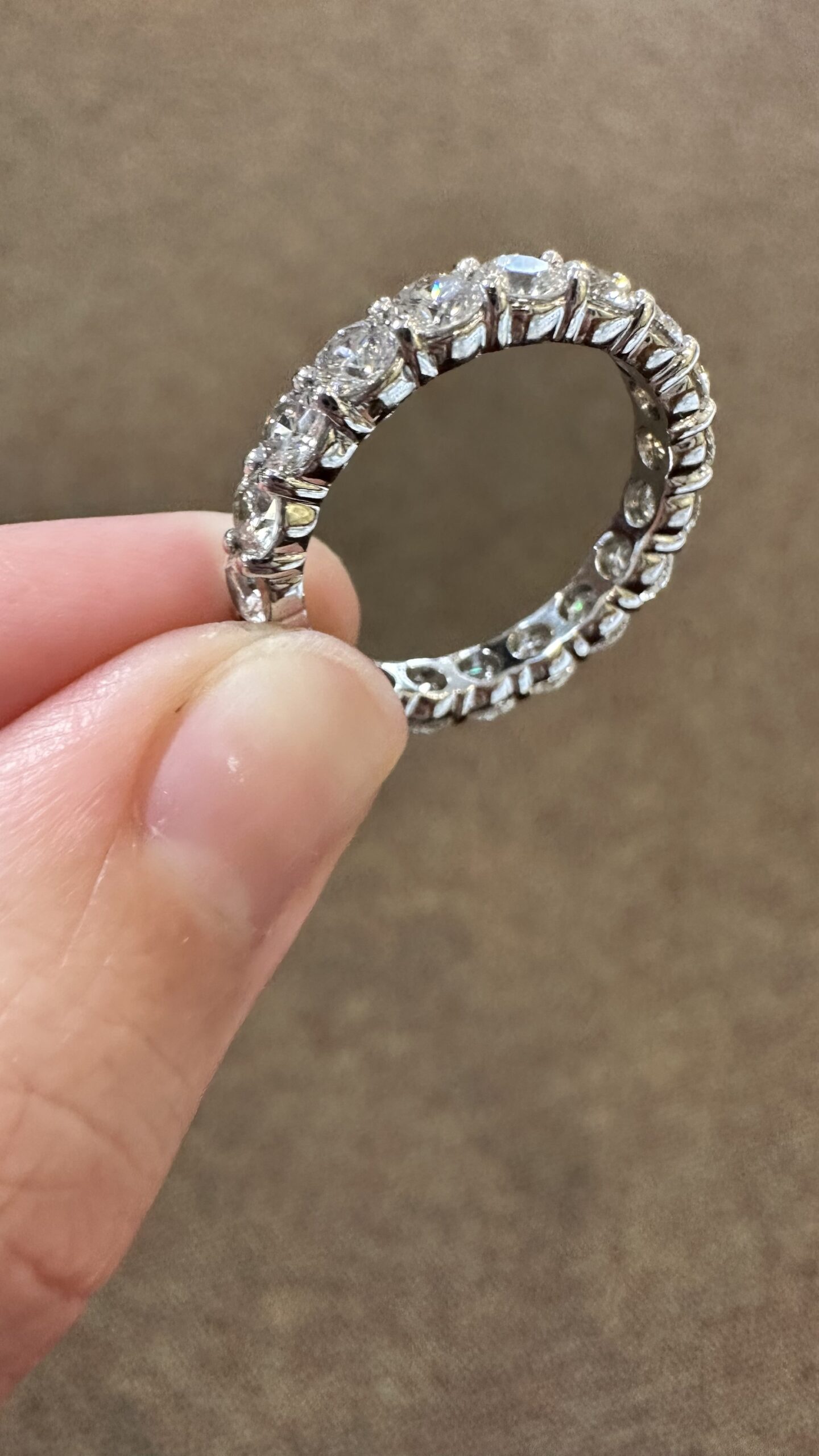 14k White Gold 19 Stone Genuine 3.32 Cttw Round Brilliant Cut Diamond Eternity Band - Image 46