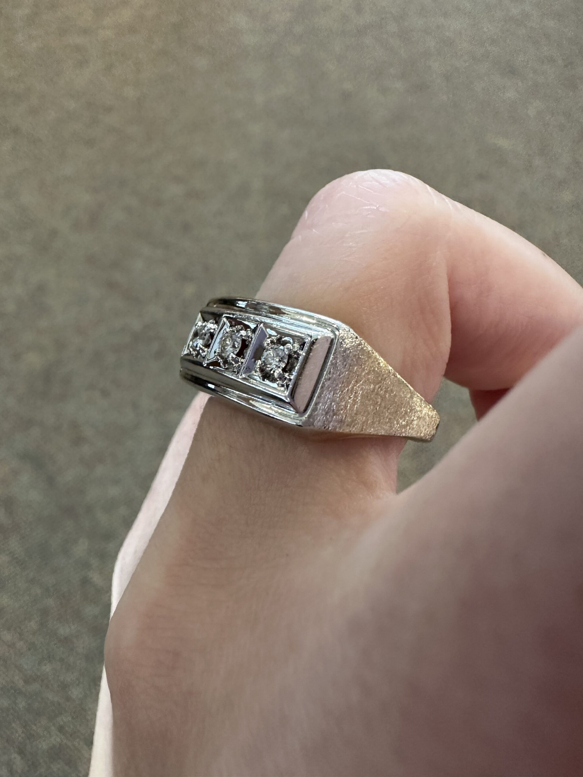 Vintage 14k 2tone .12 Cttw Genuine Round Brilliant Cut Diamond Ring - Image 15